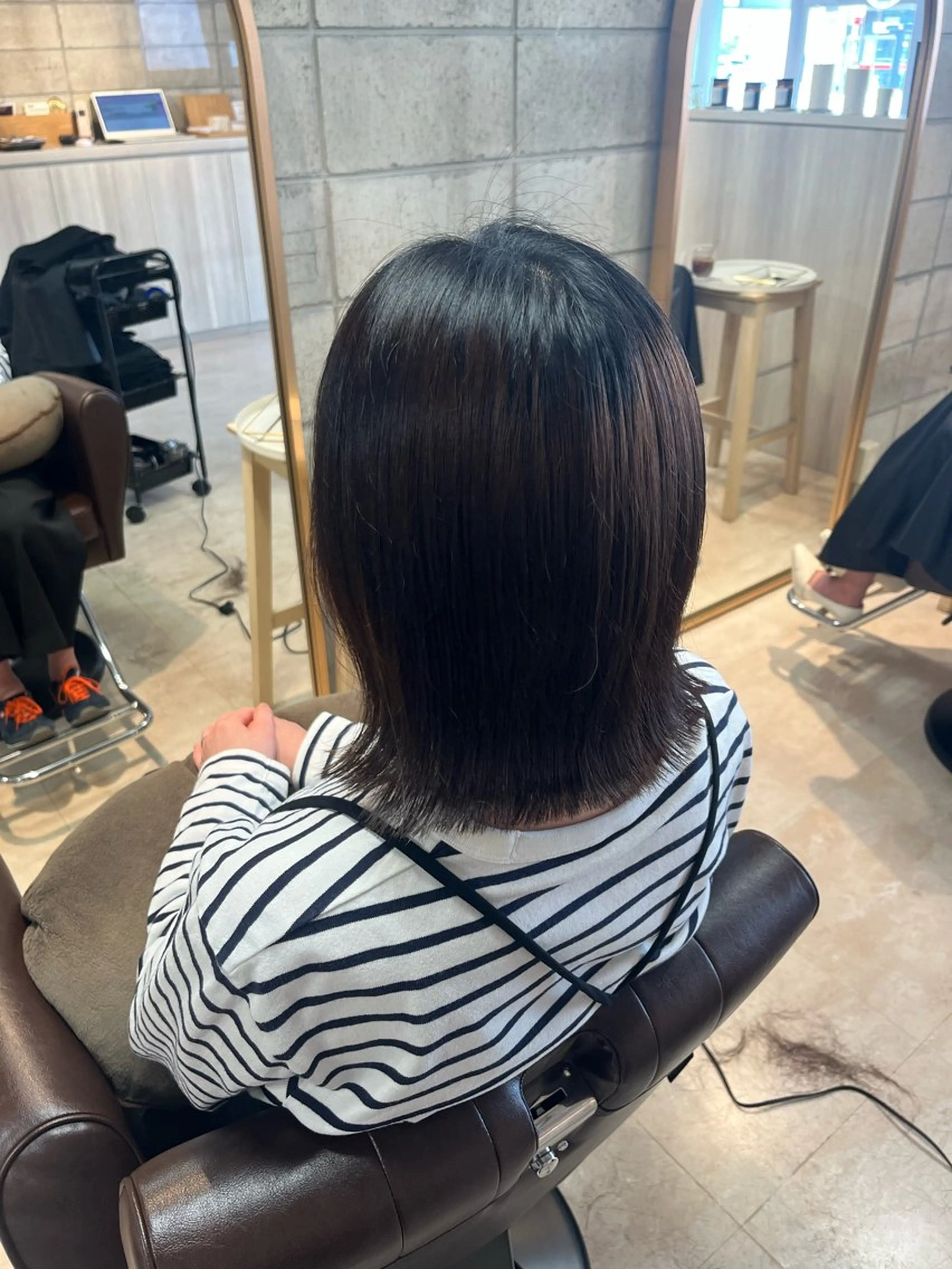 ミディアム 切りっぱなしボブ ボブ カット トリートメント . ...ashiato... .名古屋/名駅店所属・椙山 沙南子のヘアスタイル