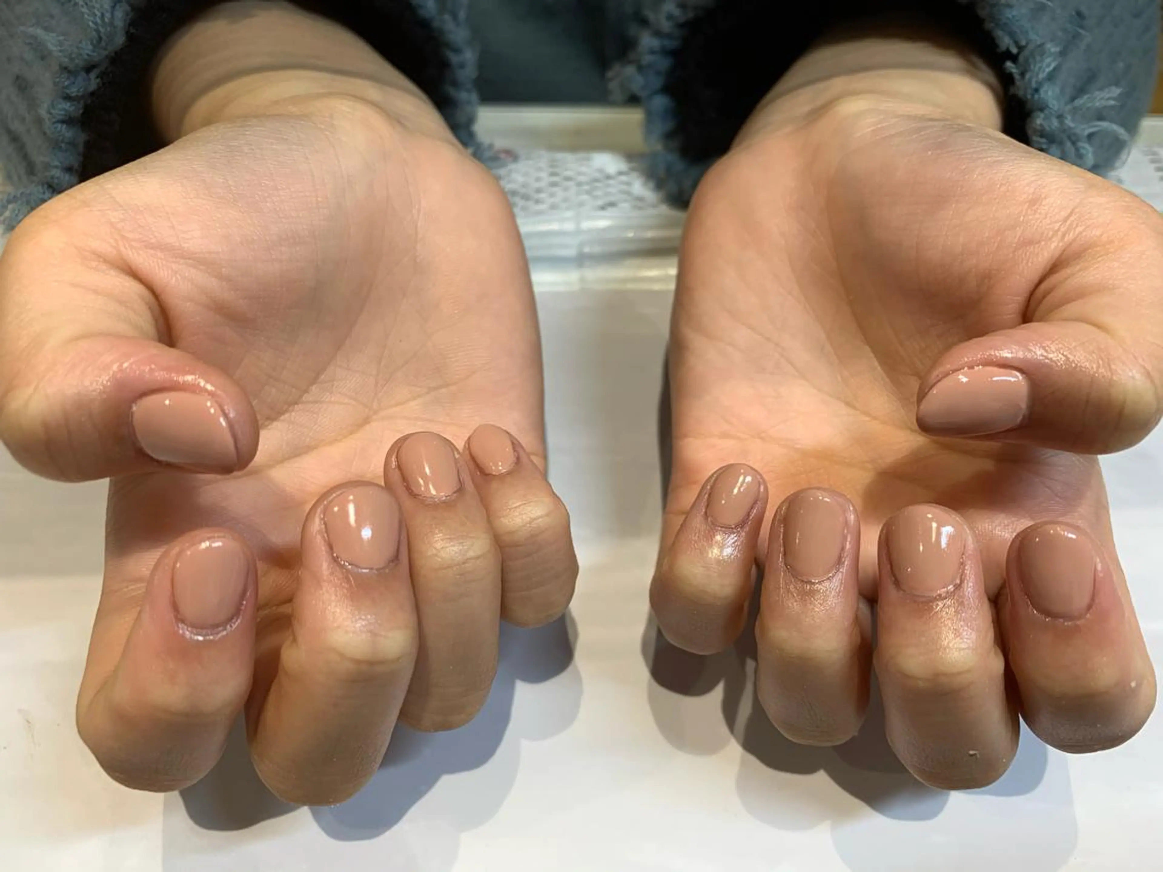 ネイル ワンカラーネイル マキノ ユイのネイルデザイン