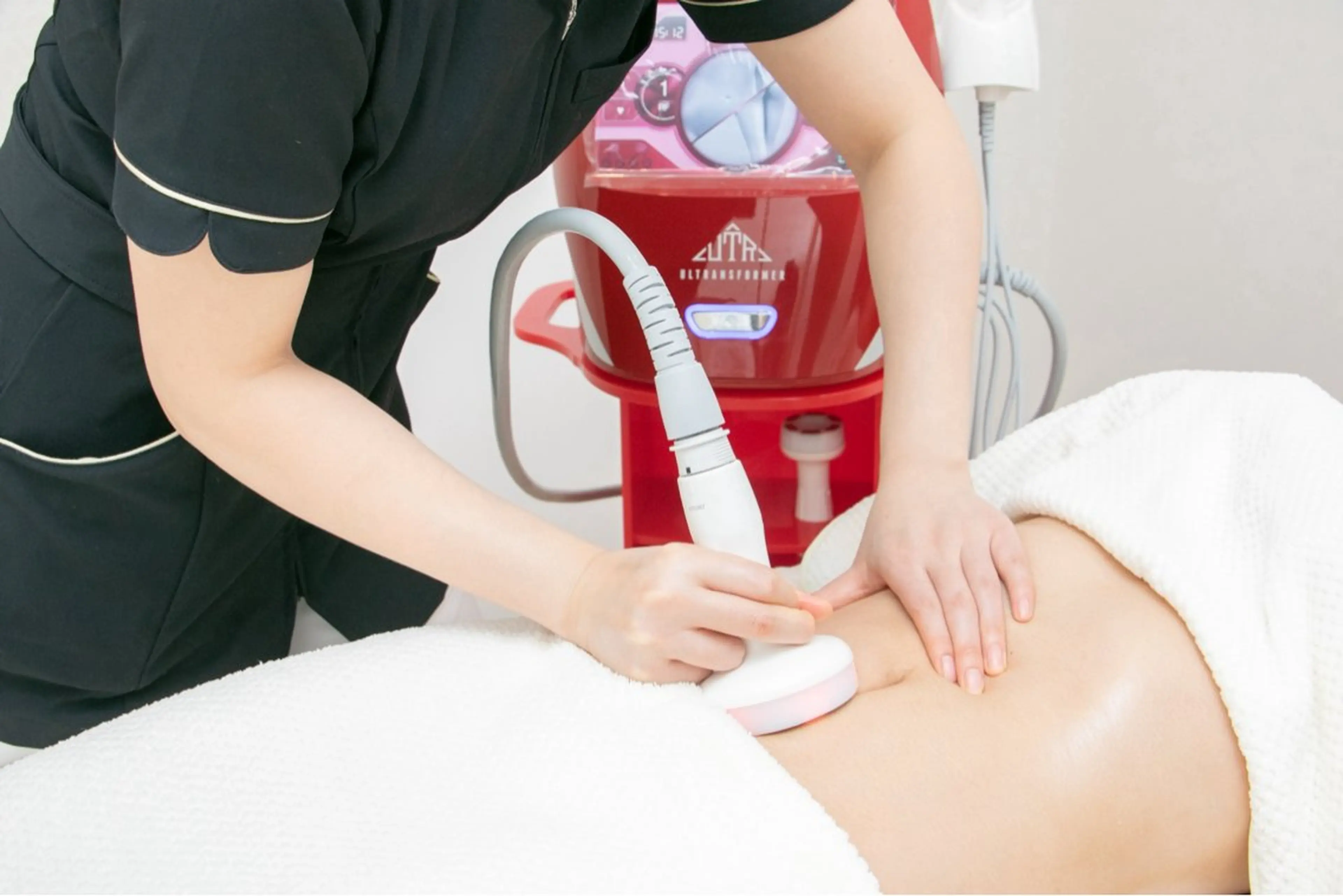 ハイパーナイフ×痩身リンパ×発汗☆120分☆全身から選択♪高周波マシン使用する事で体を深部から温めします。の写真