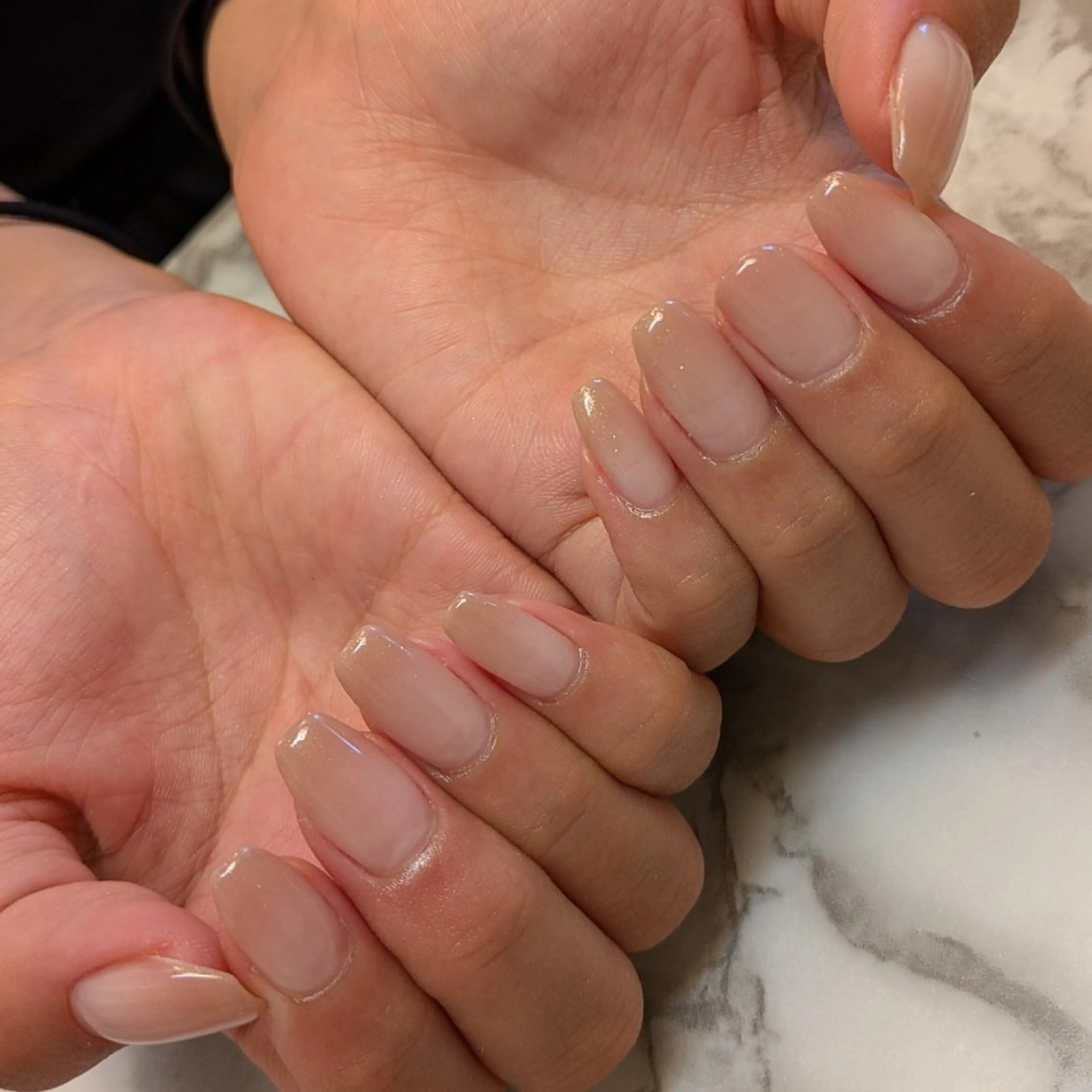 ネイル グラデーション ジェヌインネイル 河内のネイルデザイン