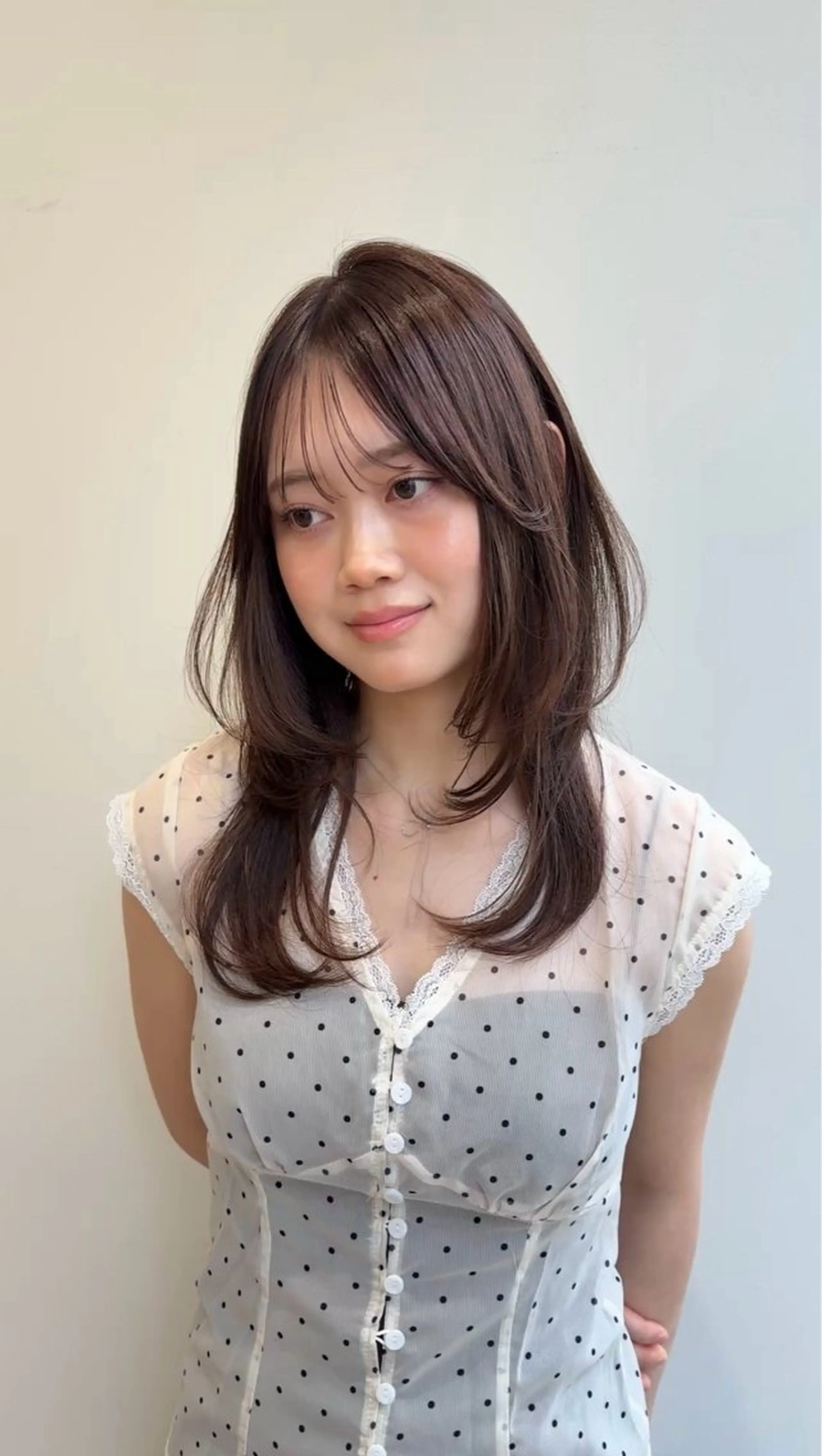 セミロング カット ヘアカラー トリートメント ブリーチなし透明感 🪄aoi🤎のヘアスタイル