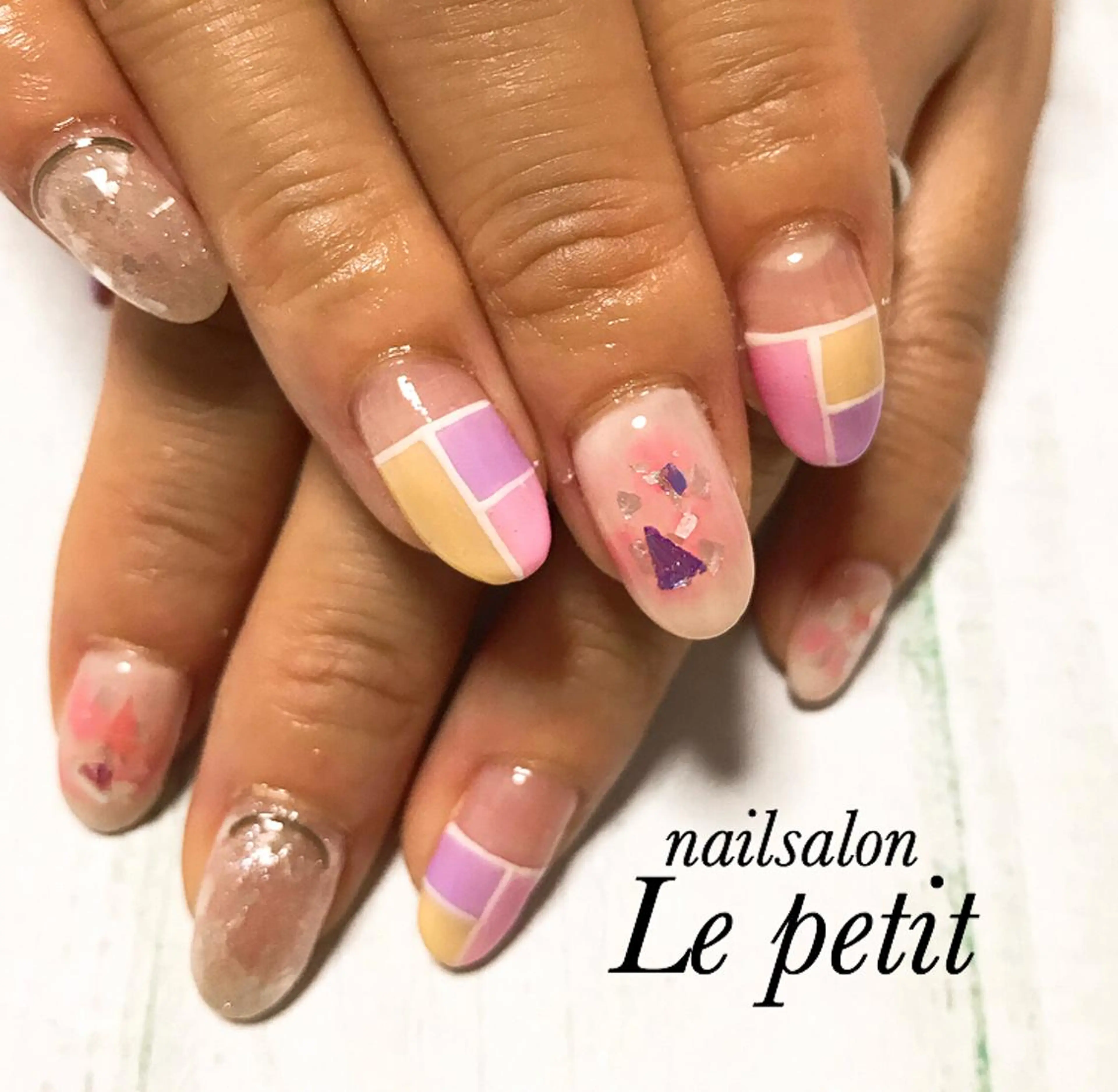 ネイル 石野 広佳のネイルデザイン