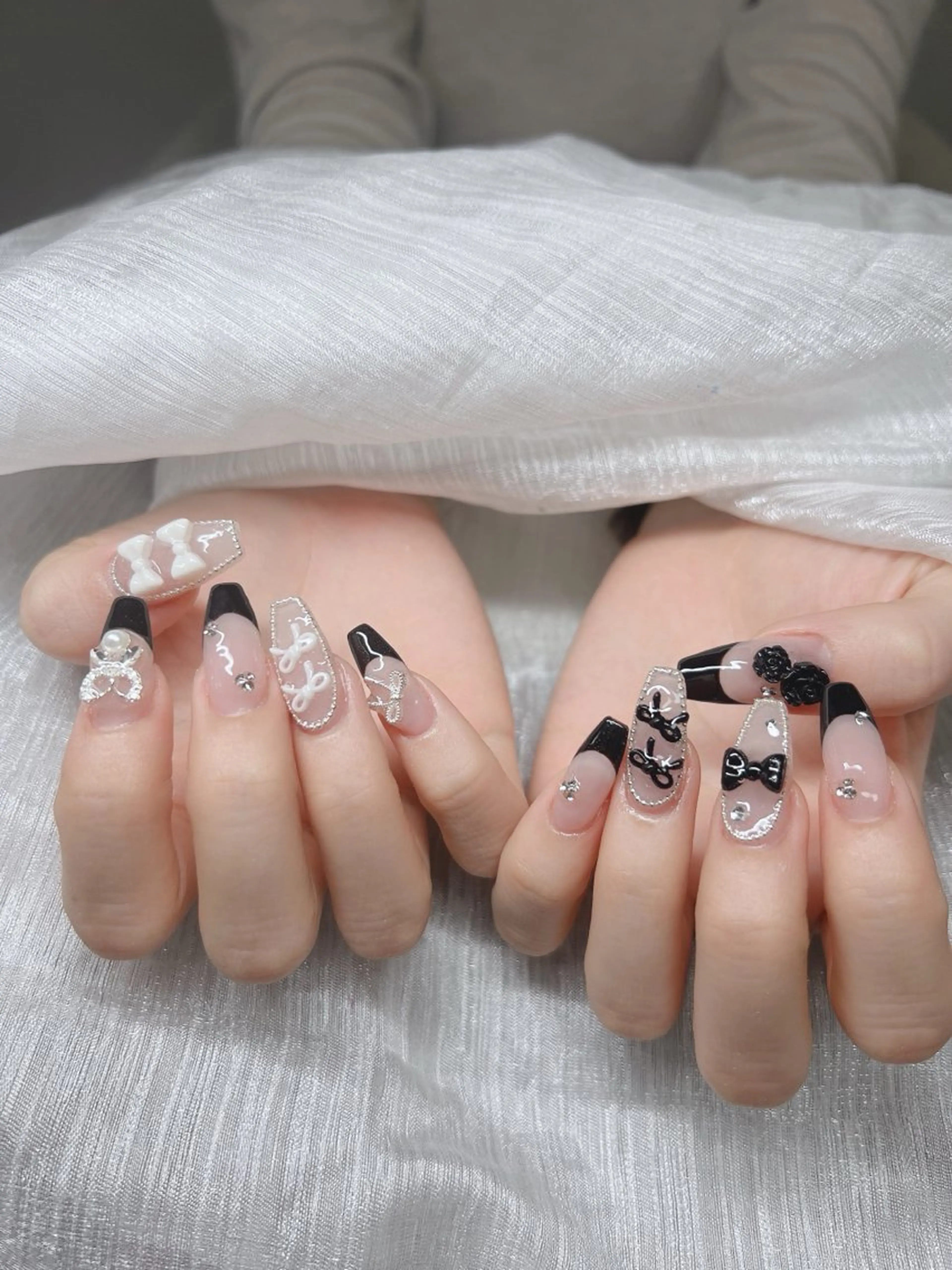 ネイル オーロラネイル チークネイル 長さ出し フットネイル フレンチネイル Lee Nails チップ長さだし専門店のネイルデザイン