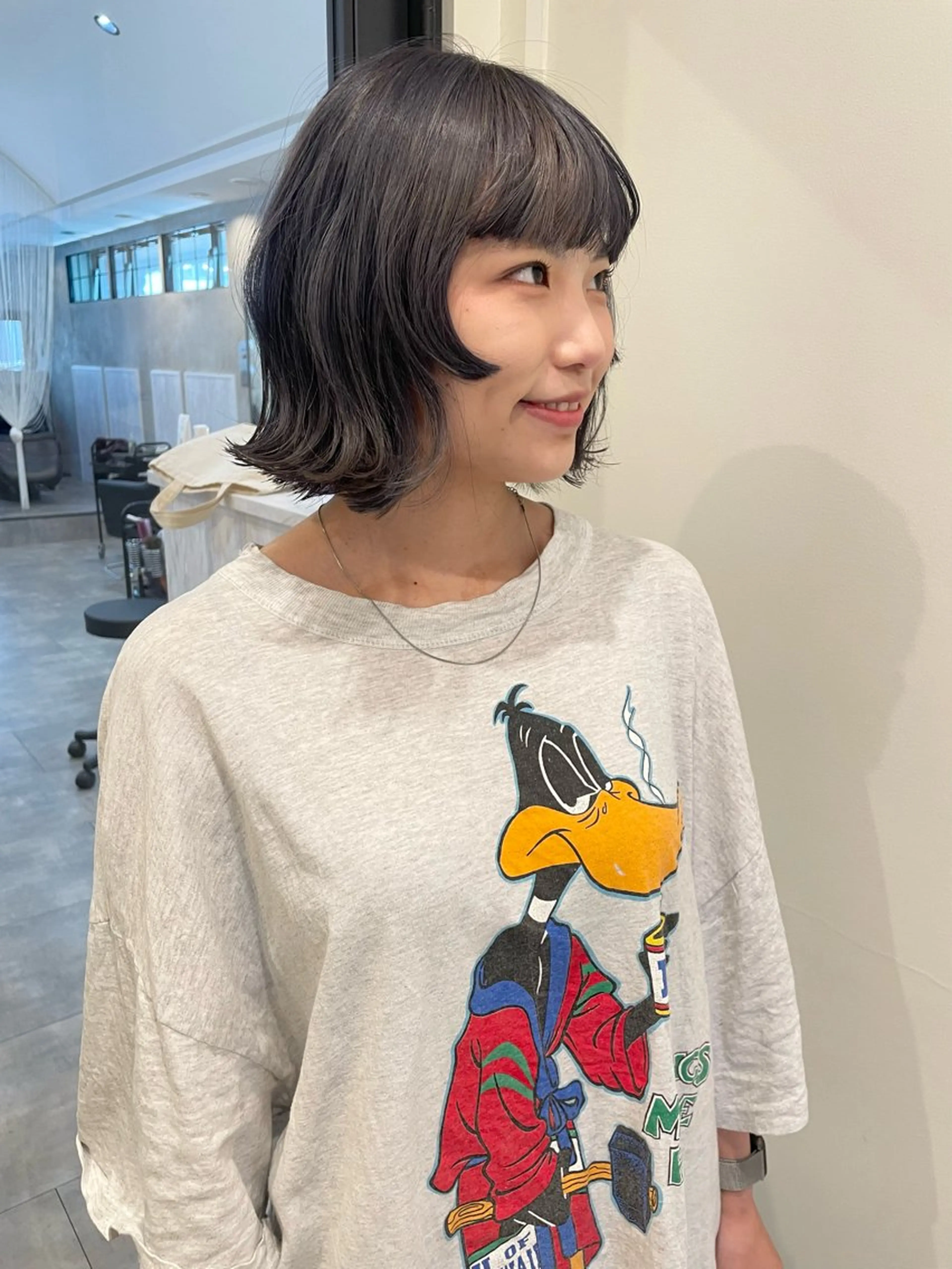 ショート カラー ブリーチ 透明感カラー カット ヘアカラー トリートメント 渋谷 留菜のヘアスタイル