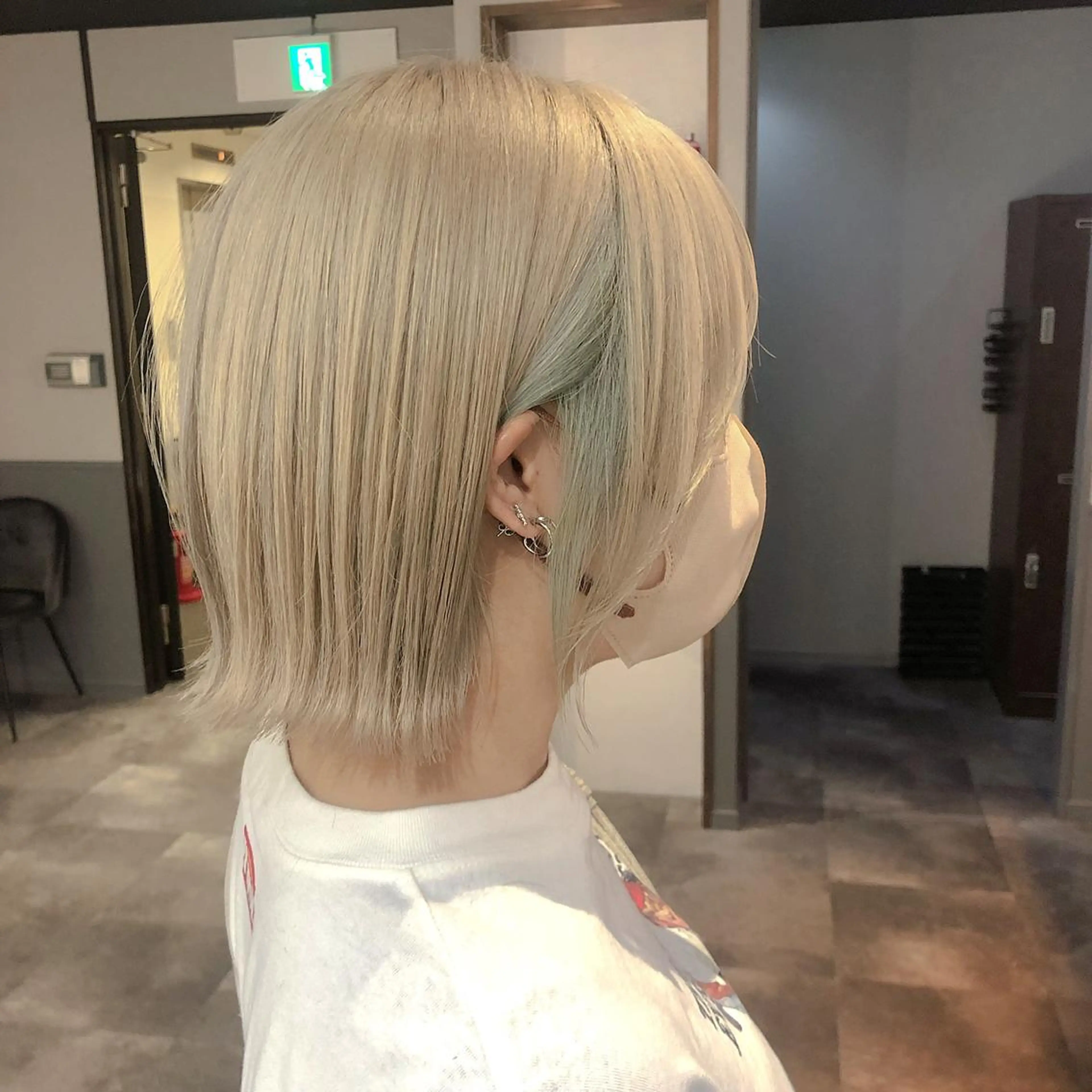 ショート ボブ 外ハネヘア カット ショート・ボブ🍎 ナカノユウキのヘアスタイル