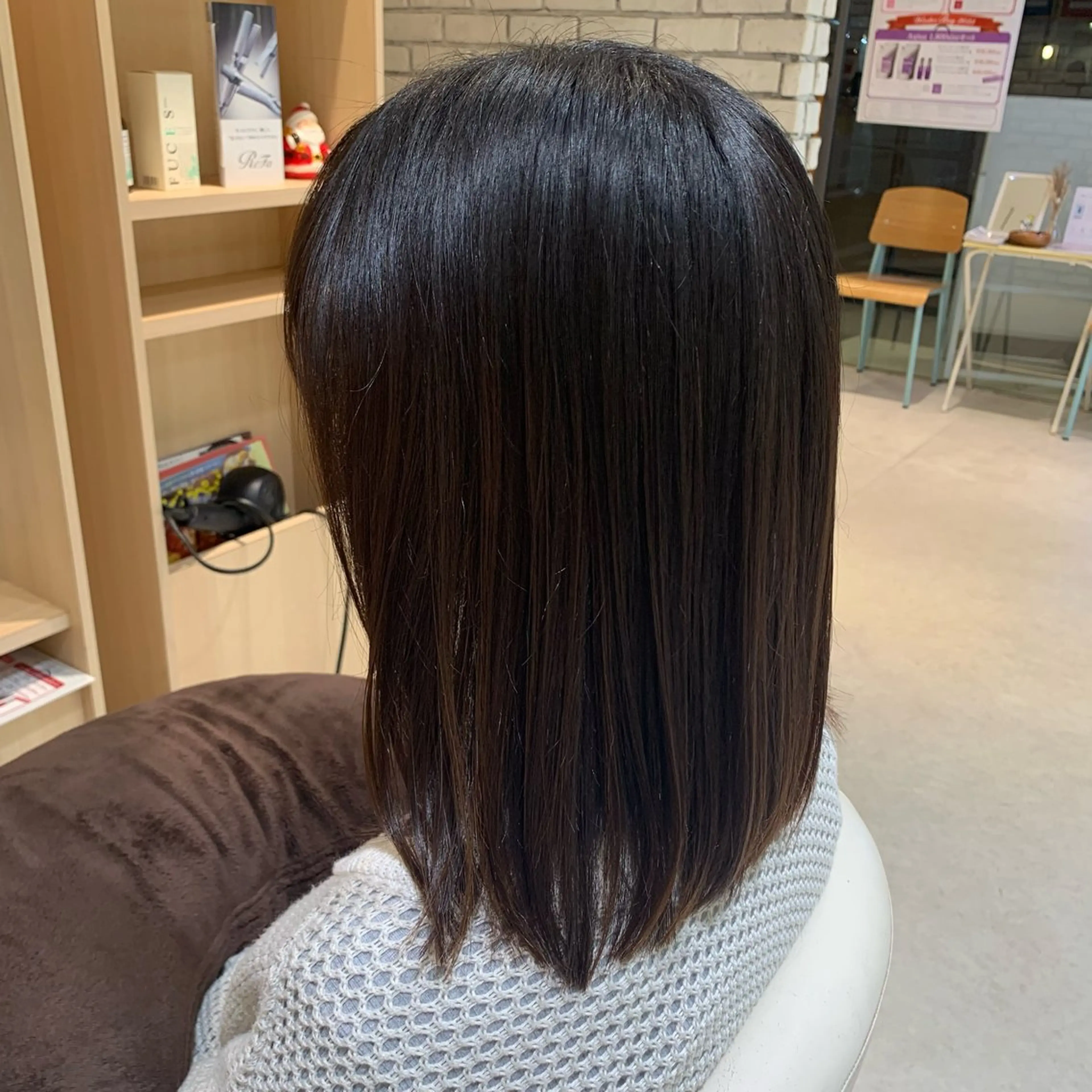 ミディアム 宮本 季奈のヘアスタイル