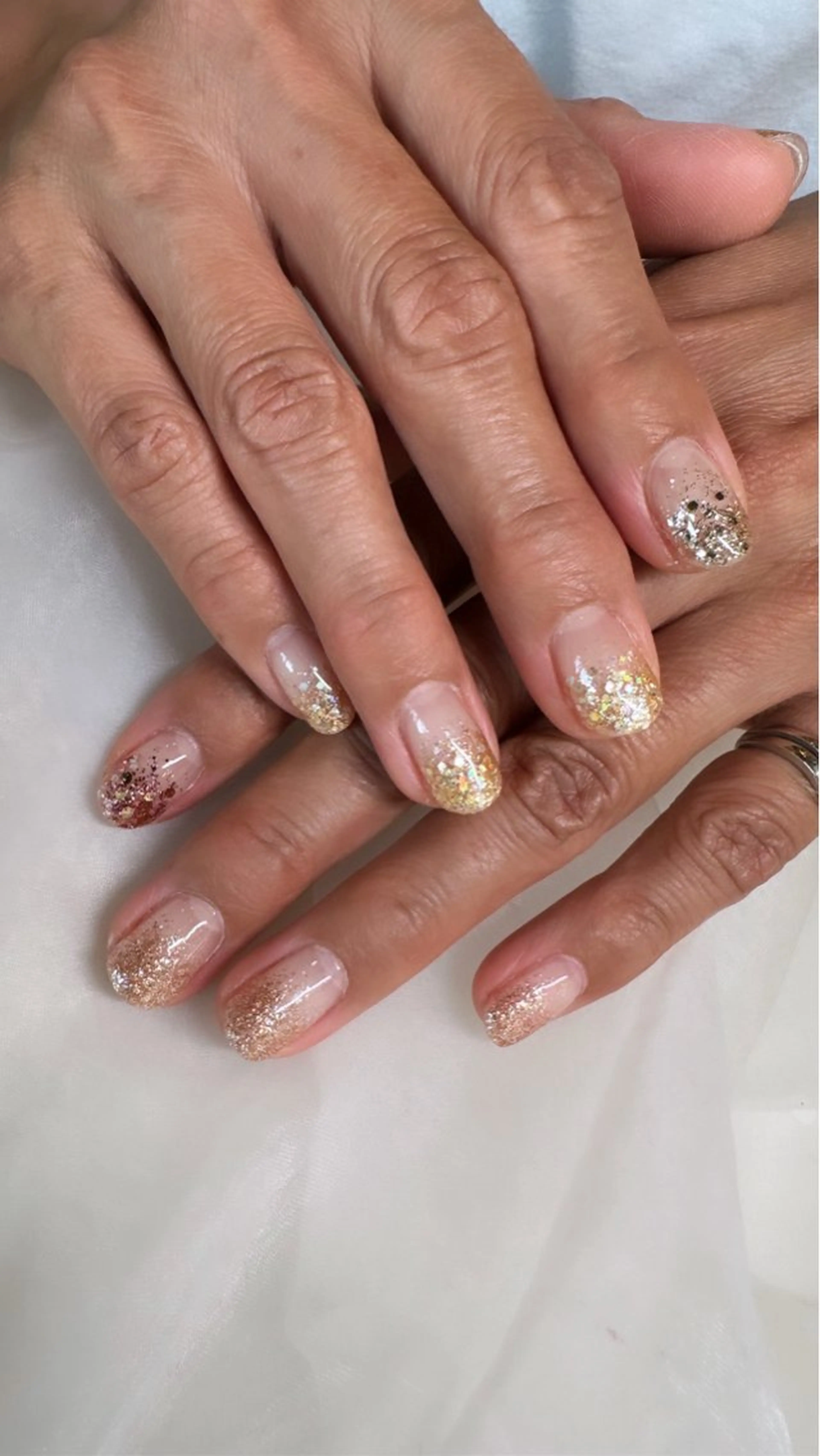 ネイル salon de 4H所属・小林 麻里のネイルデザイン