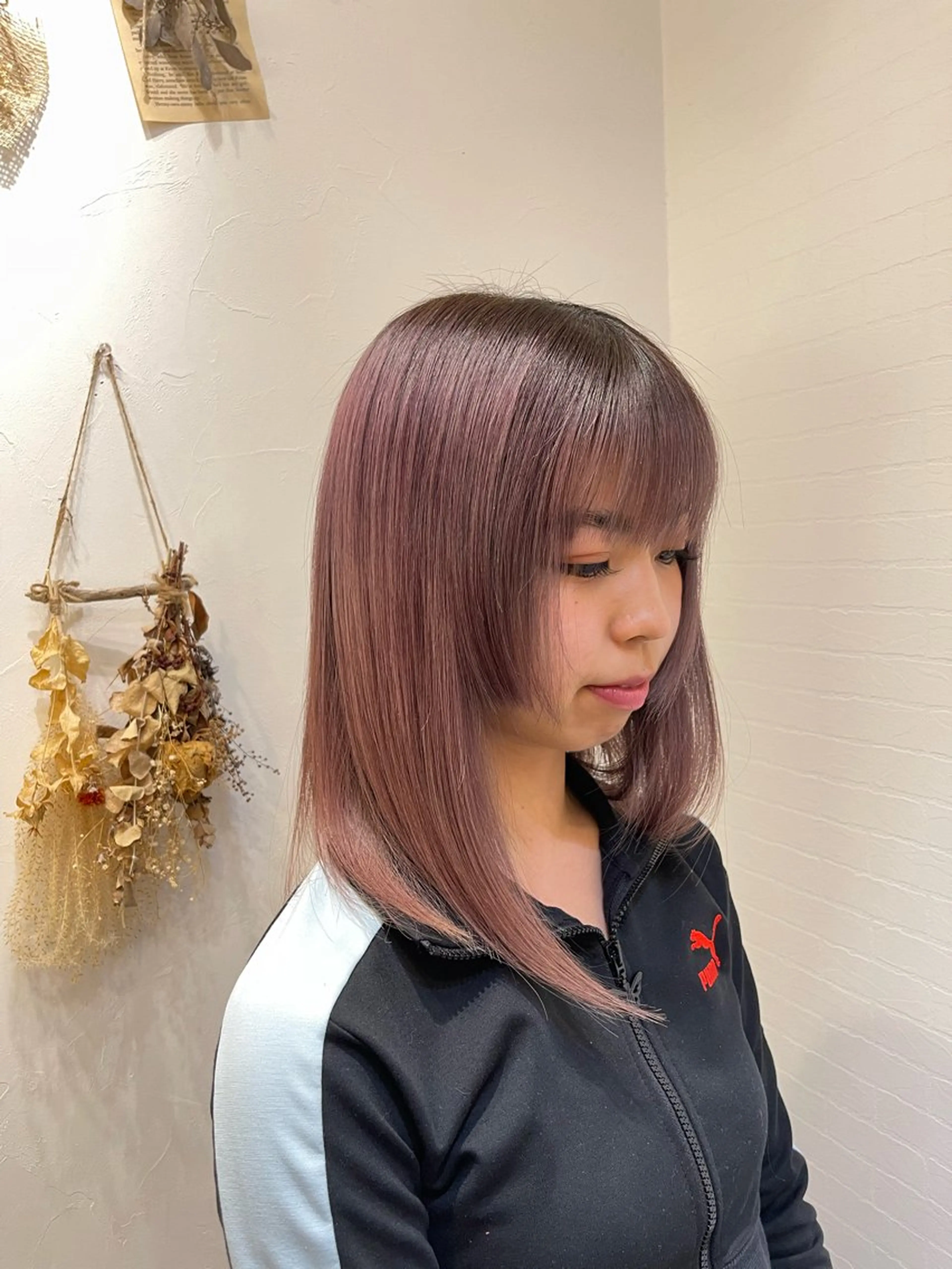 ミディアム トリートメント 酸熱トリートメント 縮毛・酸性ストレート 特化のヘアスタイル