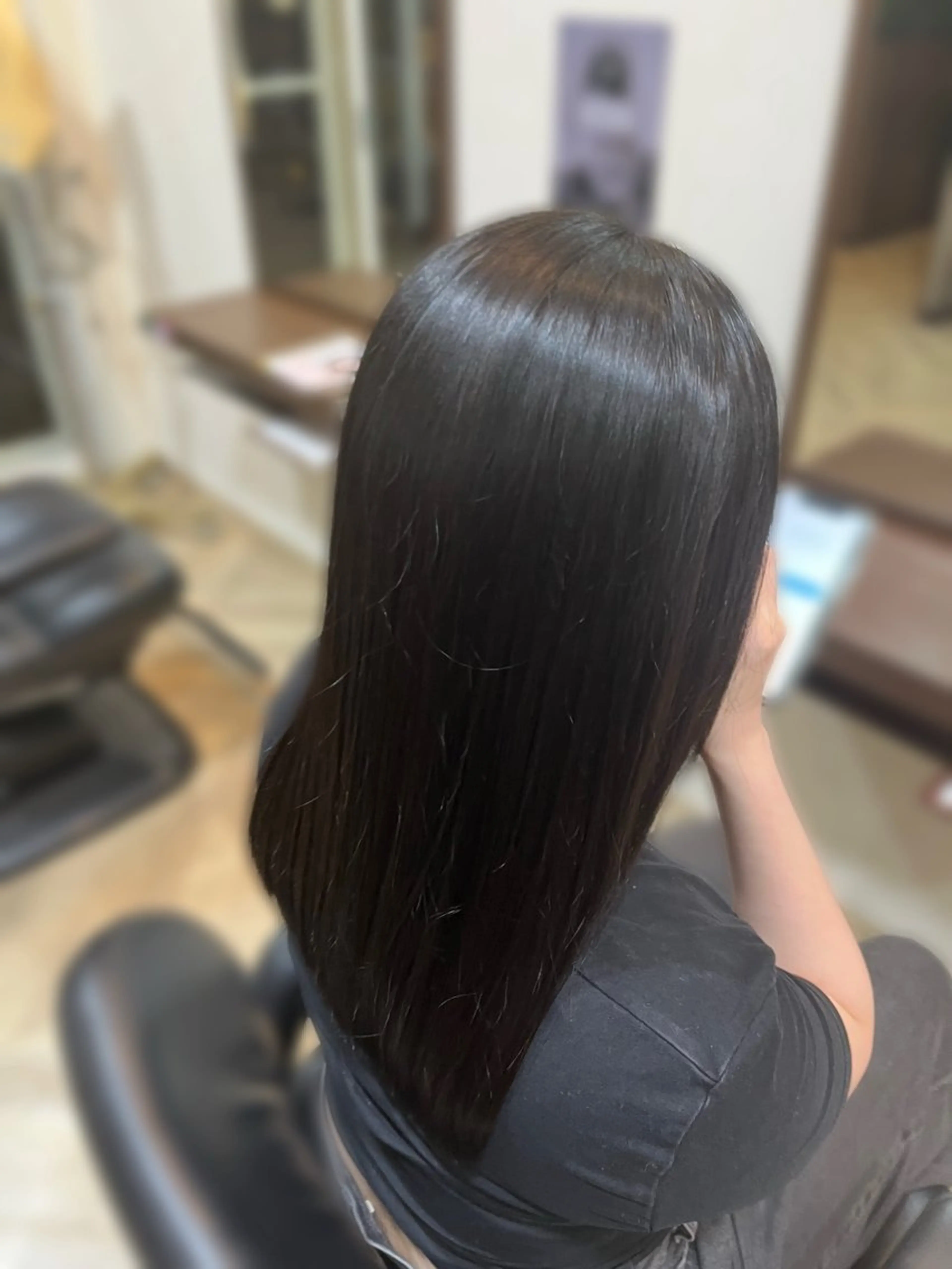 カット［女性モデル募集］の写真