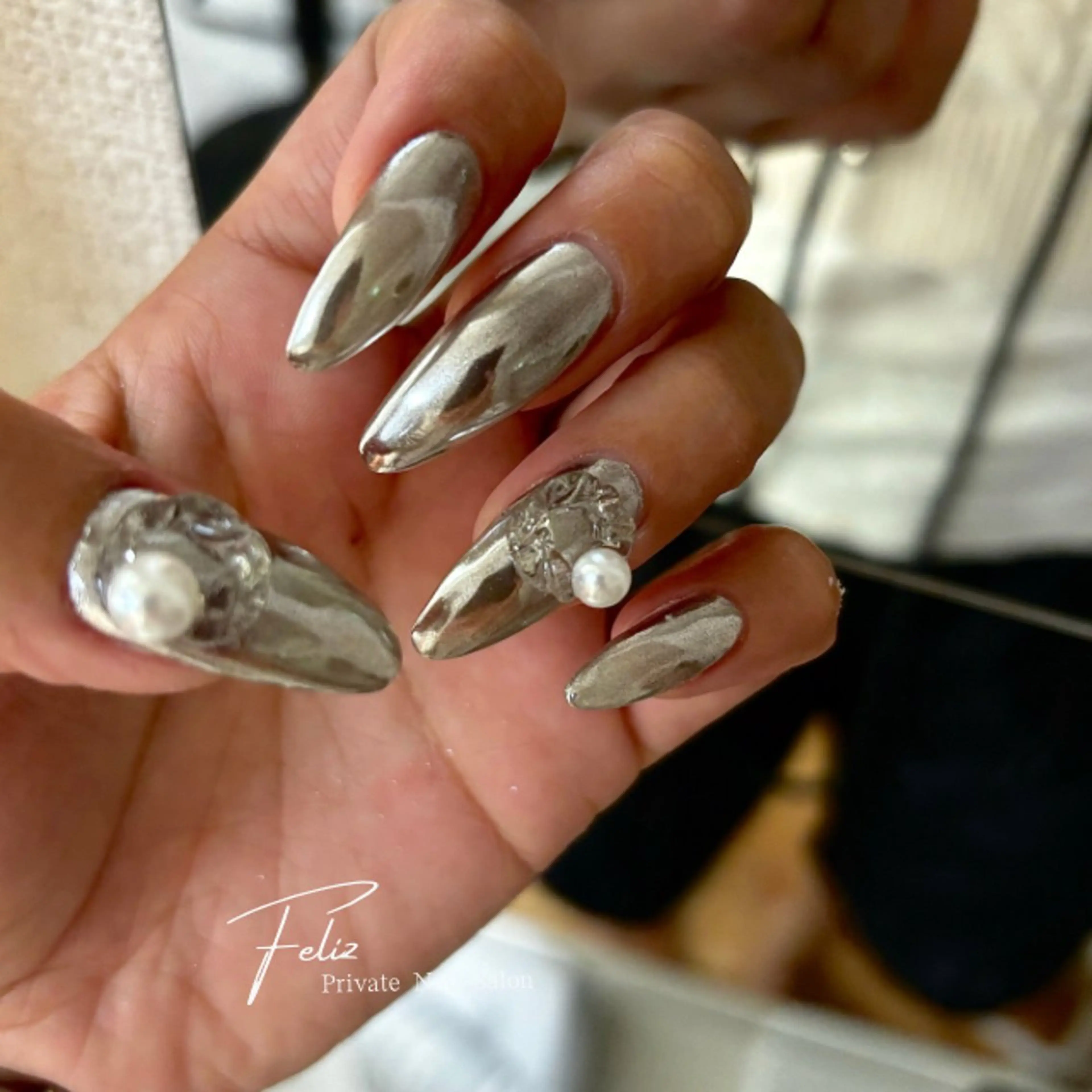 ネイル ハンドネイル ハンドケア Feliz 楽しいネイルサロンのネイルデザイン