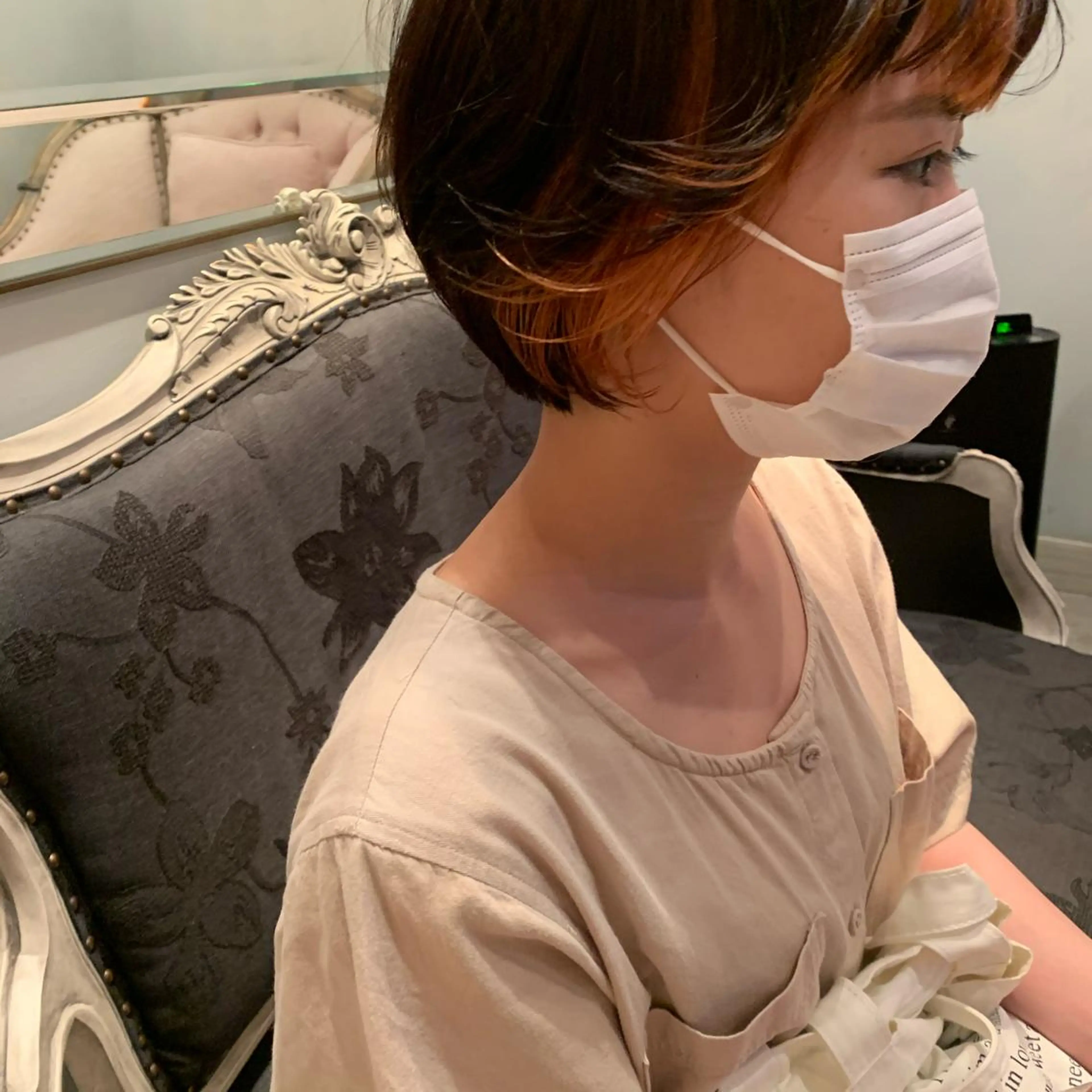 ショート カラー SAKINO. ベージュカラーのヘアスタイル