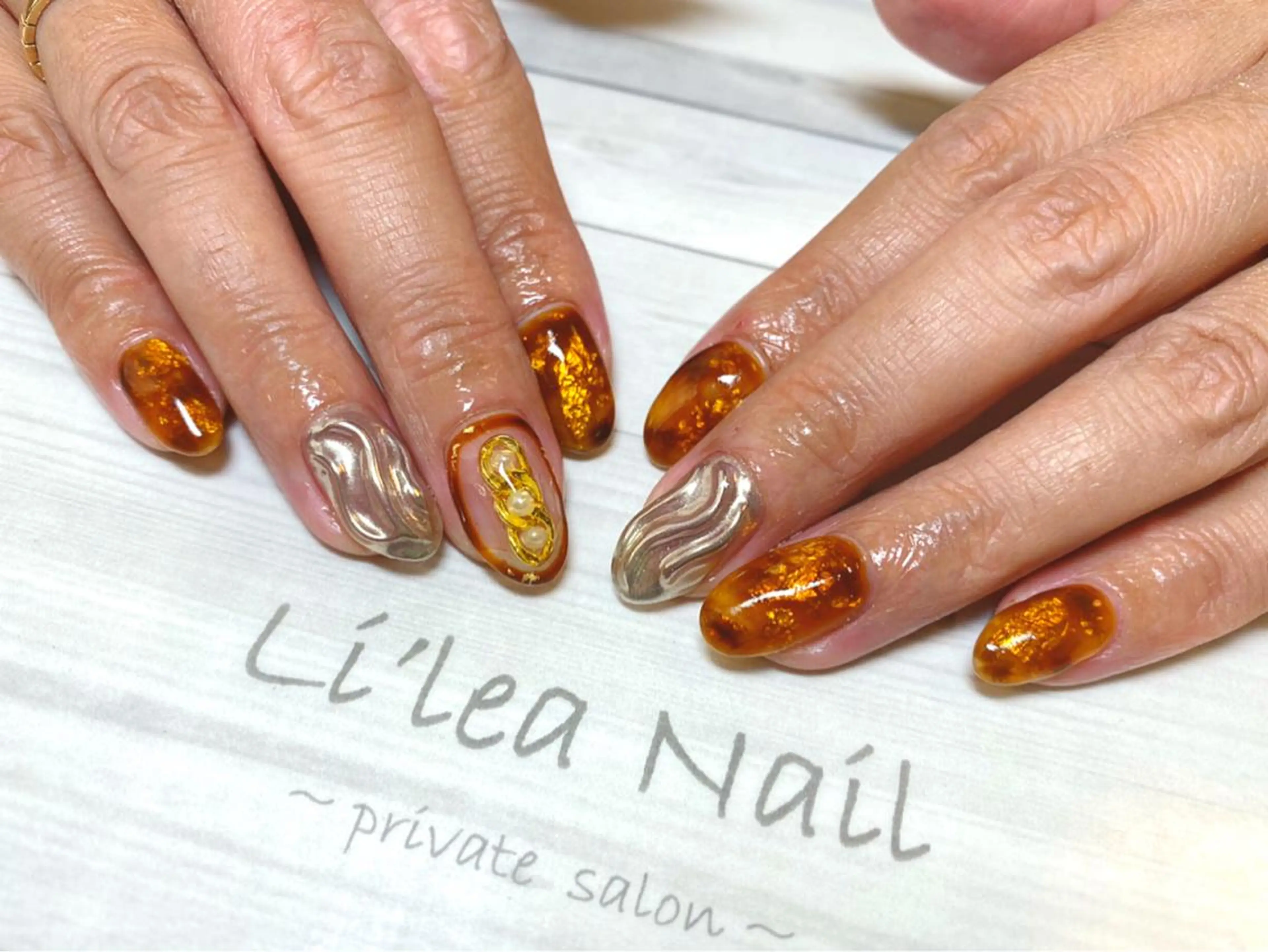 ネイル Li'leaNail AINAのネイルデザイン