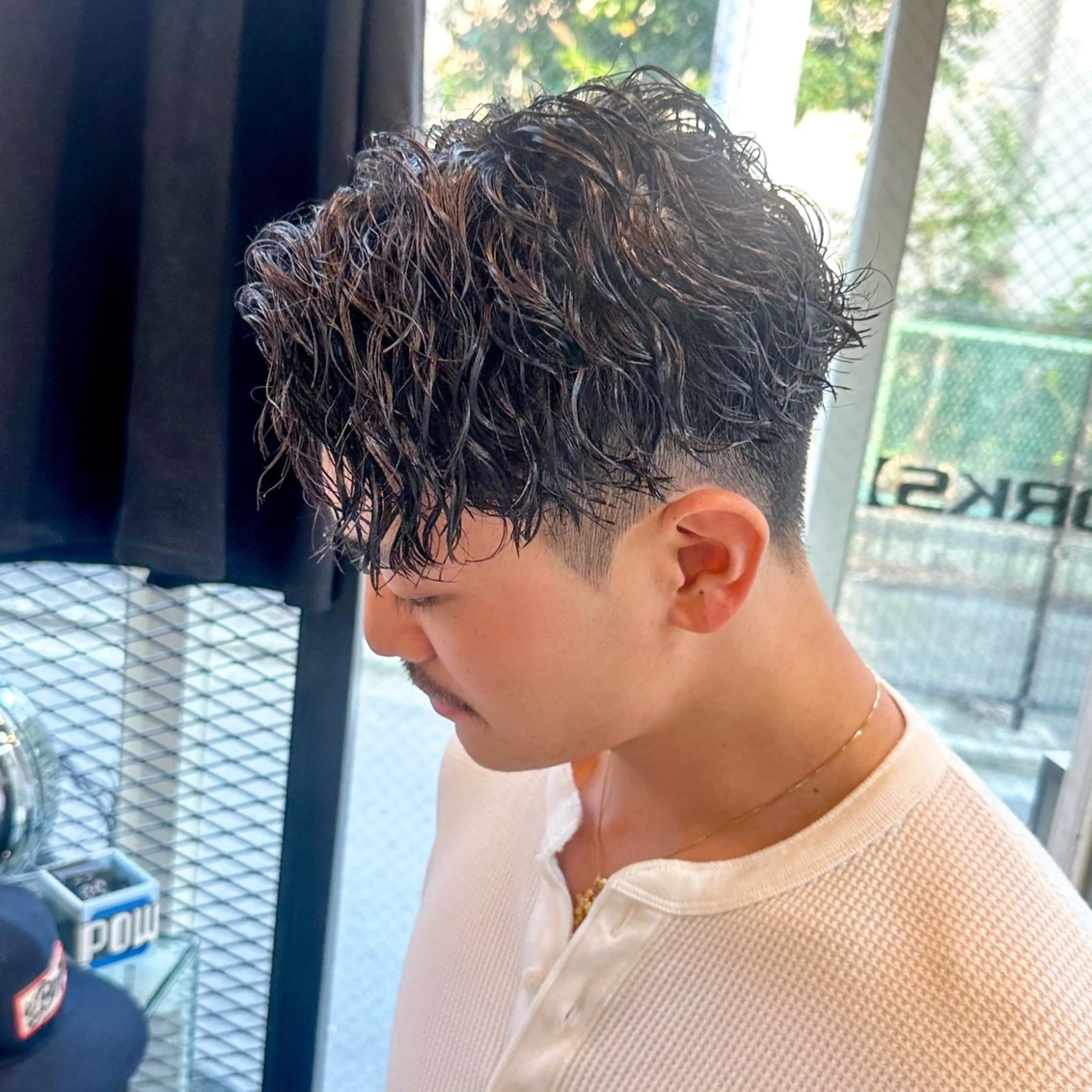 ミディアム パーマ メンズ ミディアムパーマ メンズパーマ ツイストスパイラルパーマ スパイラルパーマ カット パーマ トリートメント ツイスパ/メンズ パーマ/歩夢のヘアスタイル