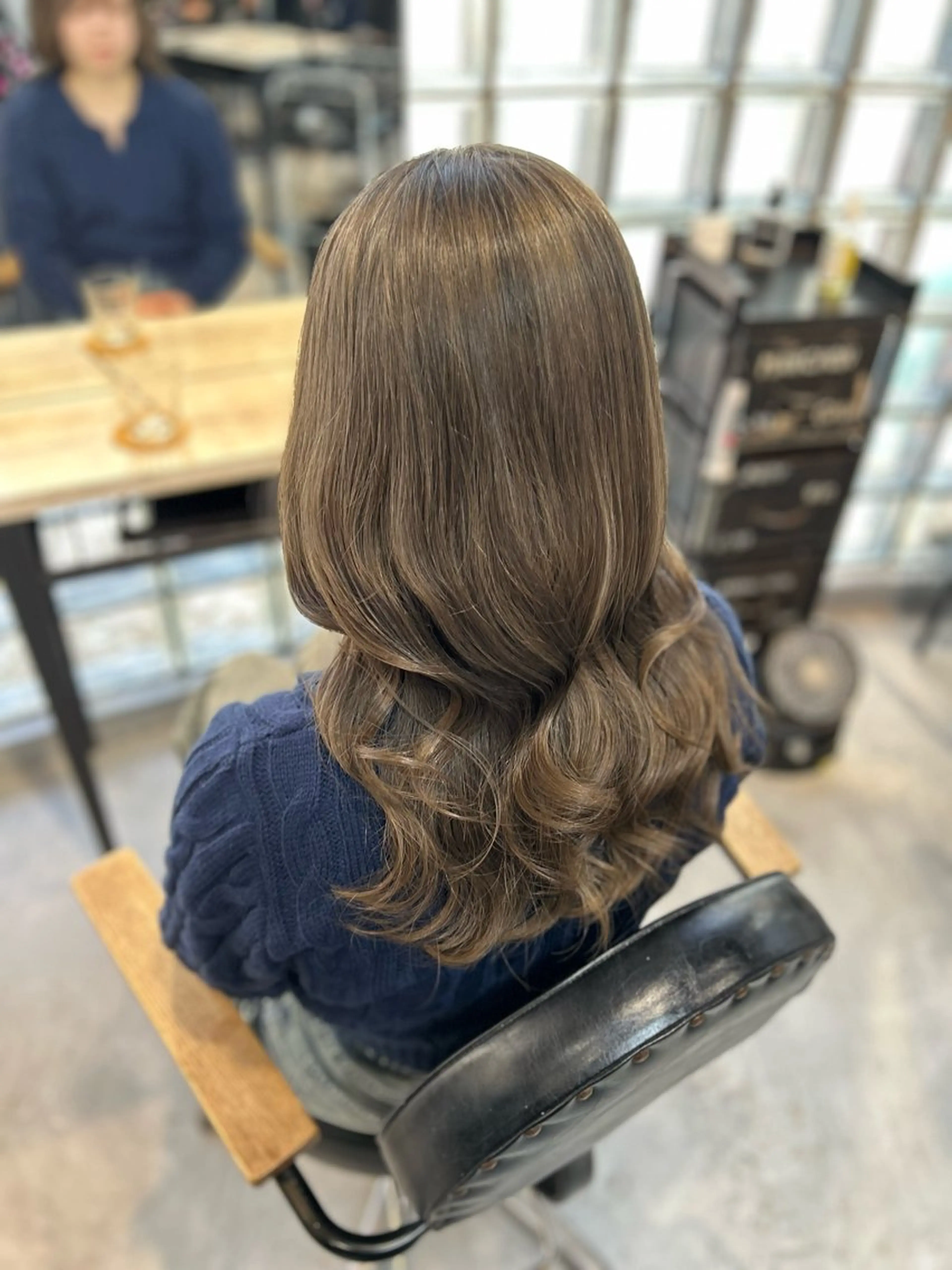 セミロング 🌷ブリーチ縮毛矯正 /mina🌷のヘアスタイル