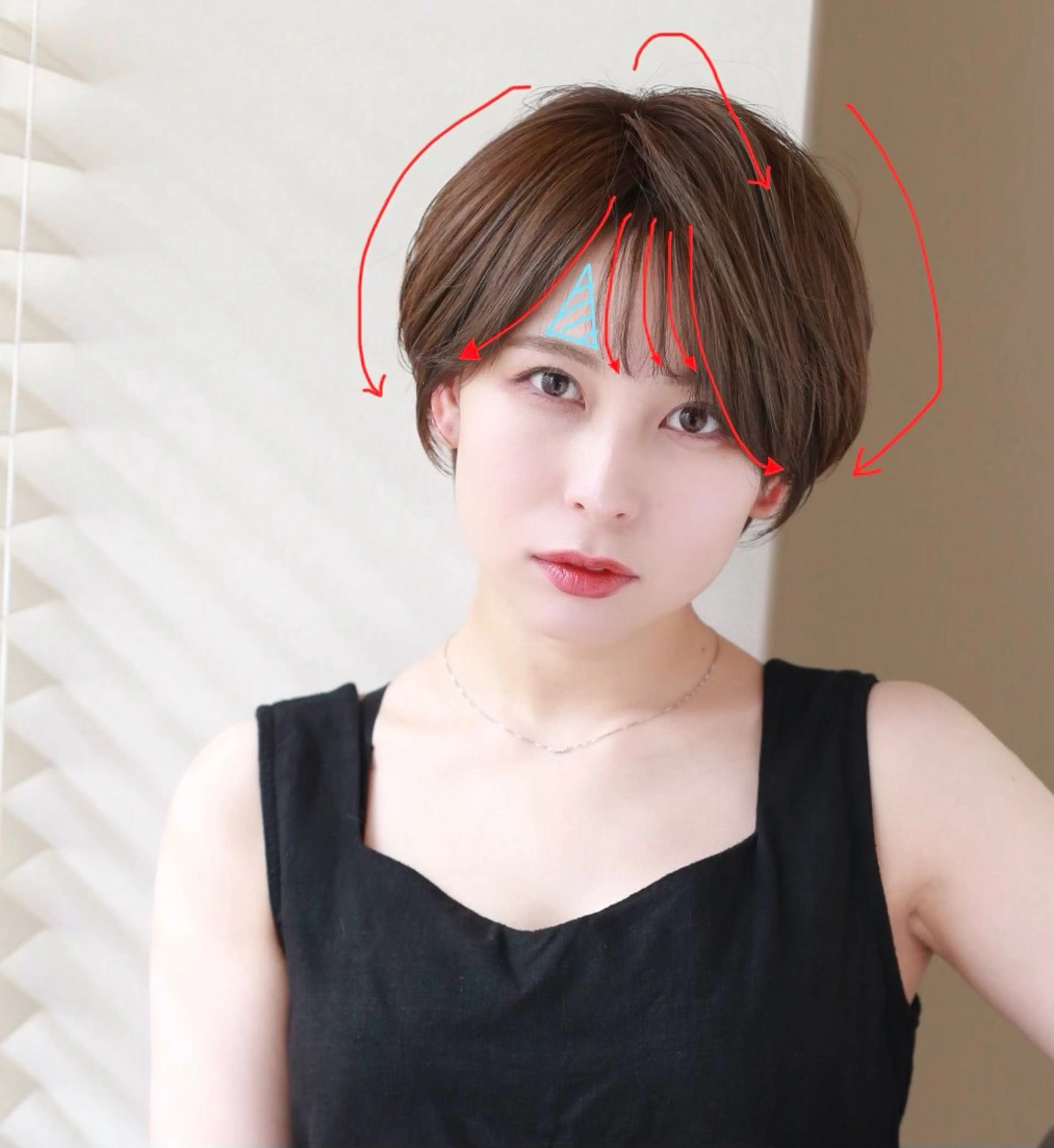 ショート カット ヘアカラー 骨格／顔型／診断／ 伏見／飯味 華菜のヘアスタイル