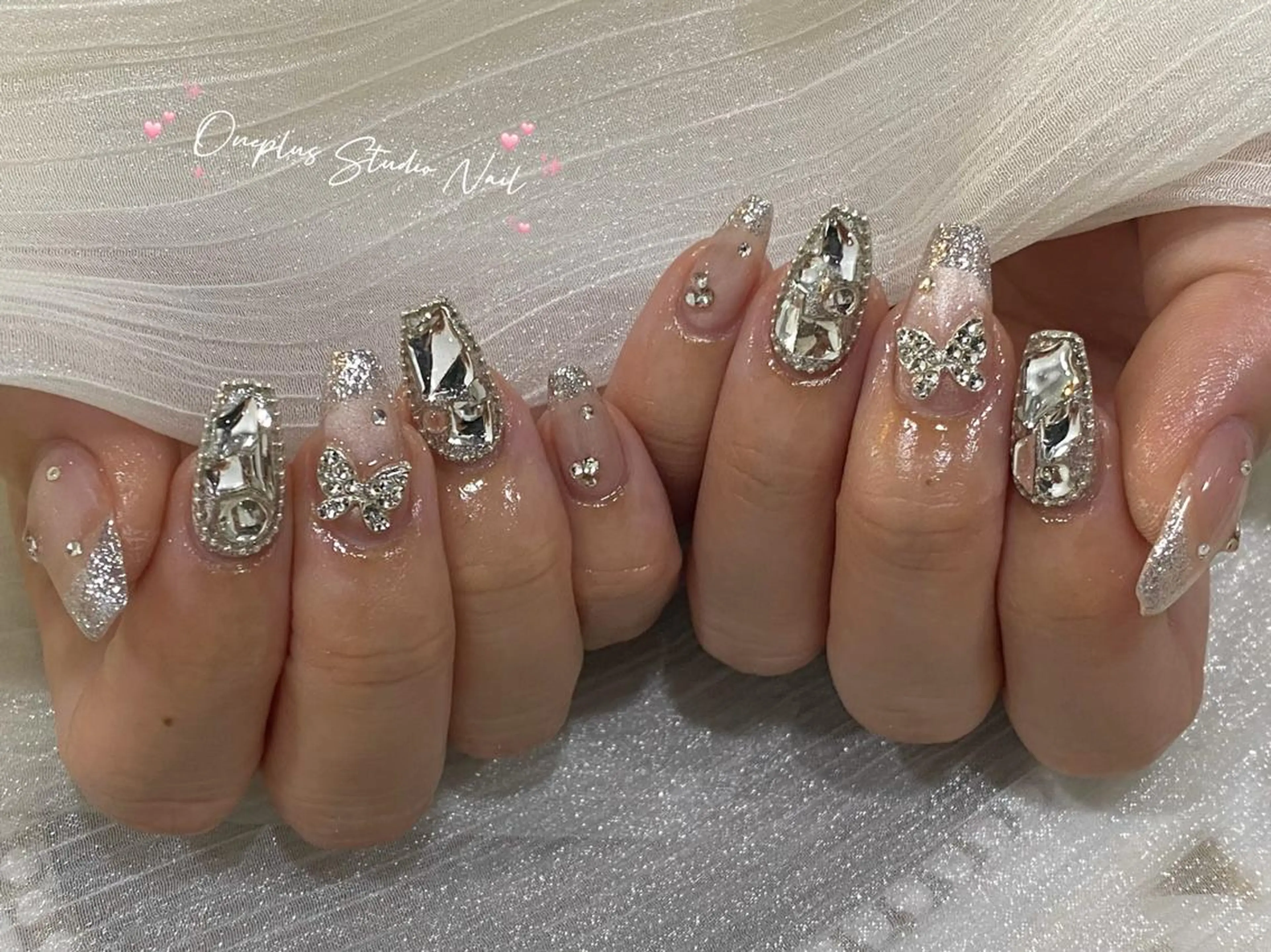 ネイル アニマル柄 ボルドー ブラウン フレンチネイル マグネットネイル haruka 🧸のネイルデザイン