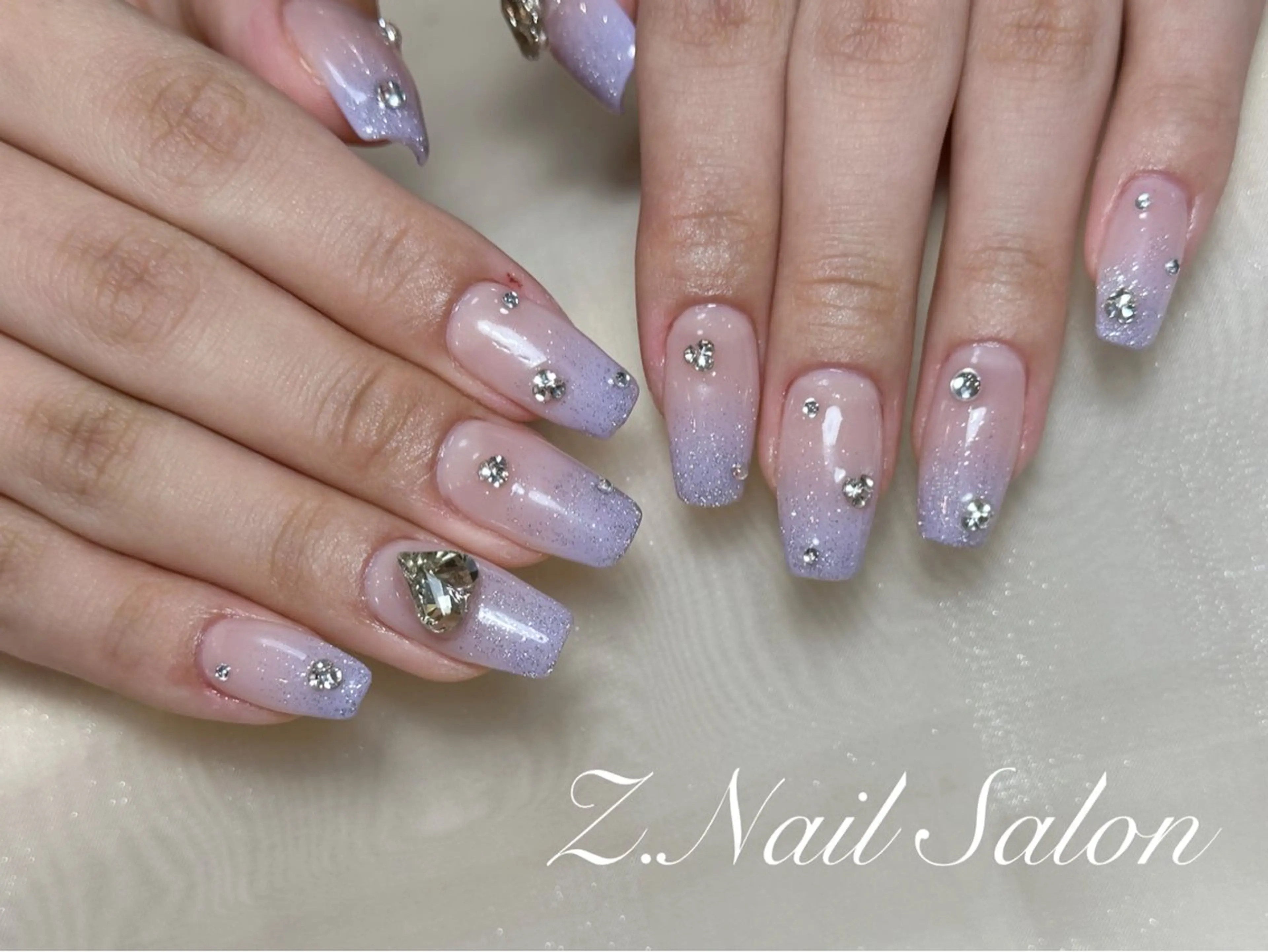 ネイル Z.Nail Salonのネイルデザイン