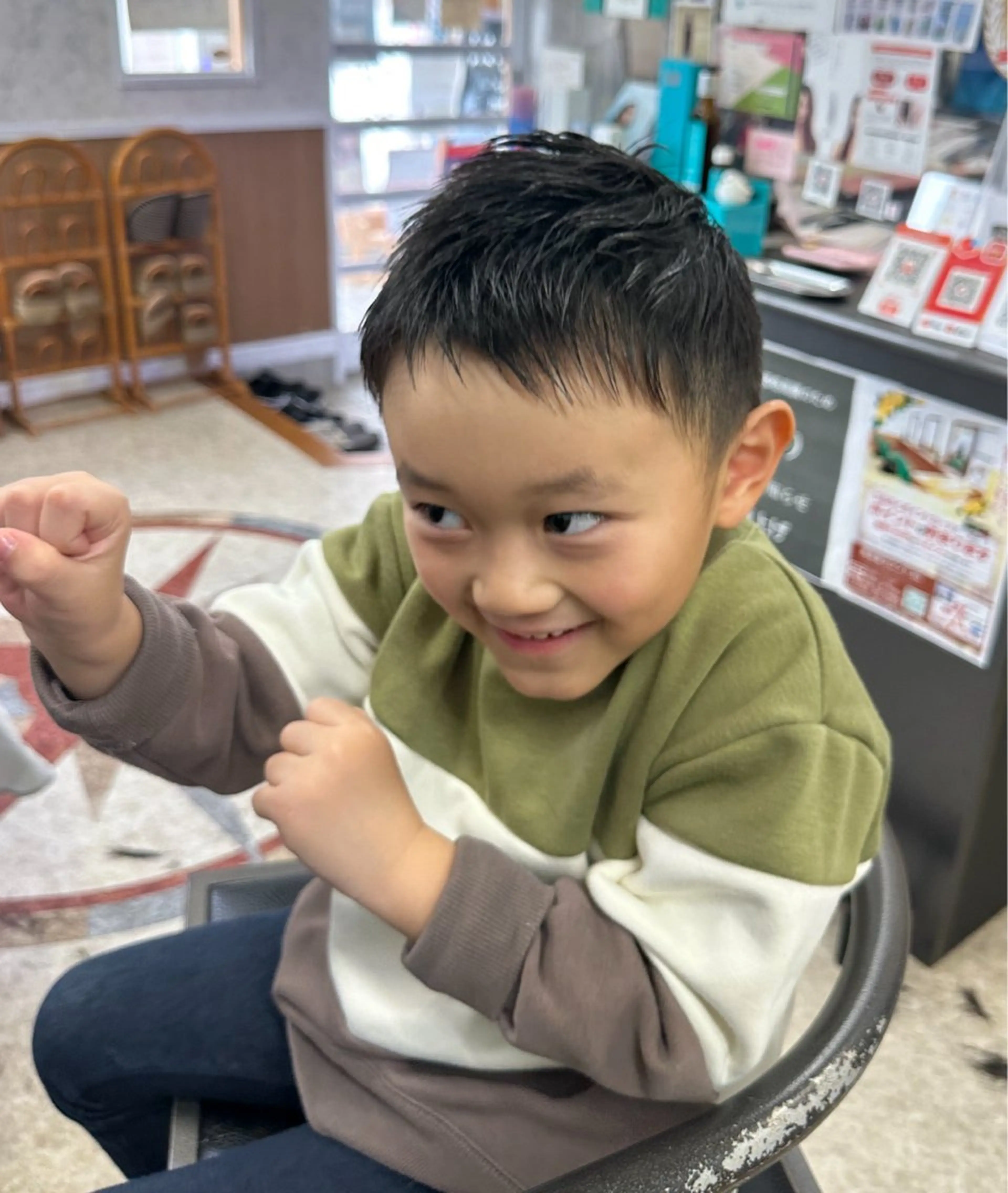 キッズ 髪質改善のプロ✨りな さんのその他イメージ