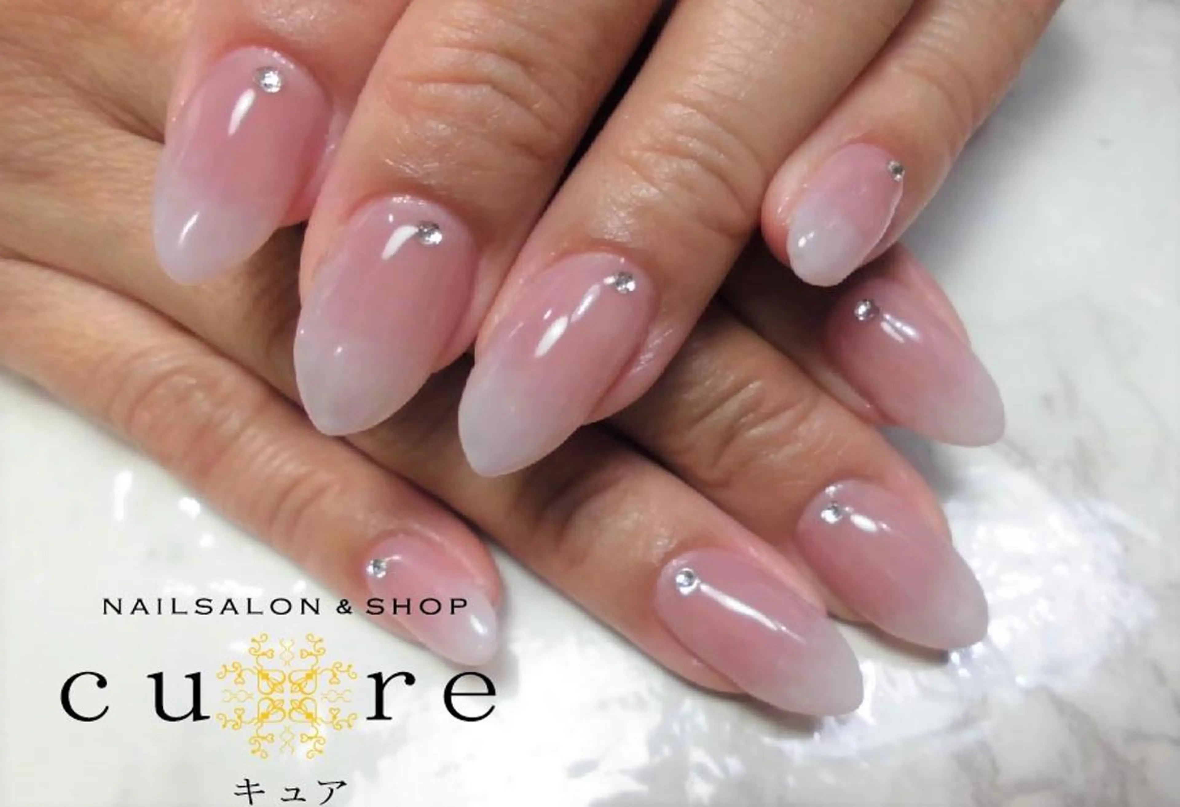 ミディアム ネイル ネイルサロン Cureのネイルデザイン