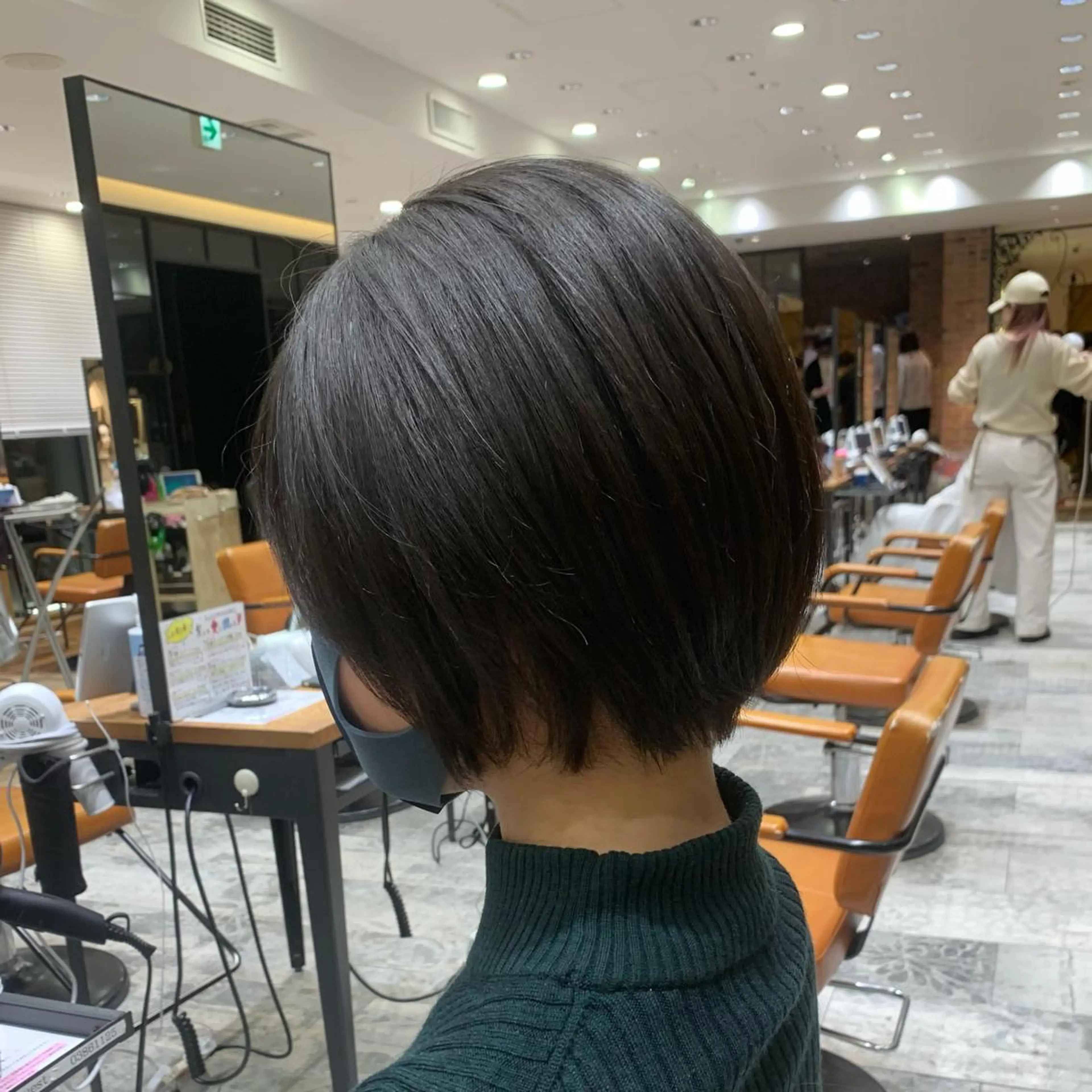 ショート 🧡くびれヘア/前髪 顔周り🧡久原結衣のヘアスタイル