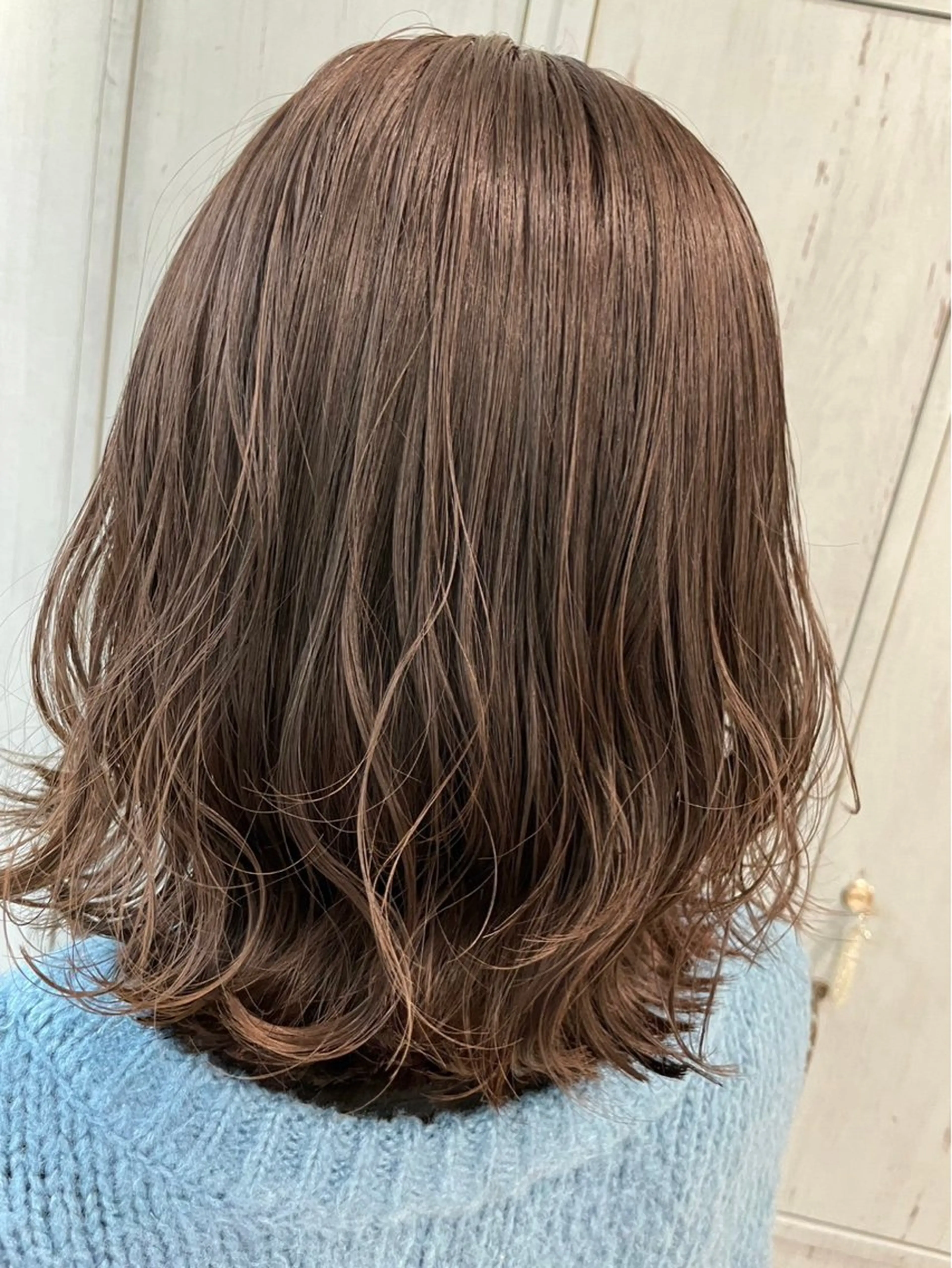 ミディアム suzuka/透明感 /顔周り/美髪矯正のヘアスタイル