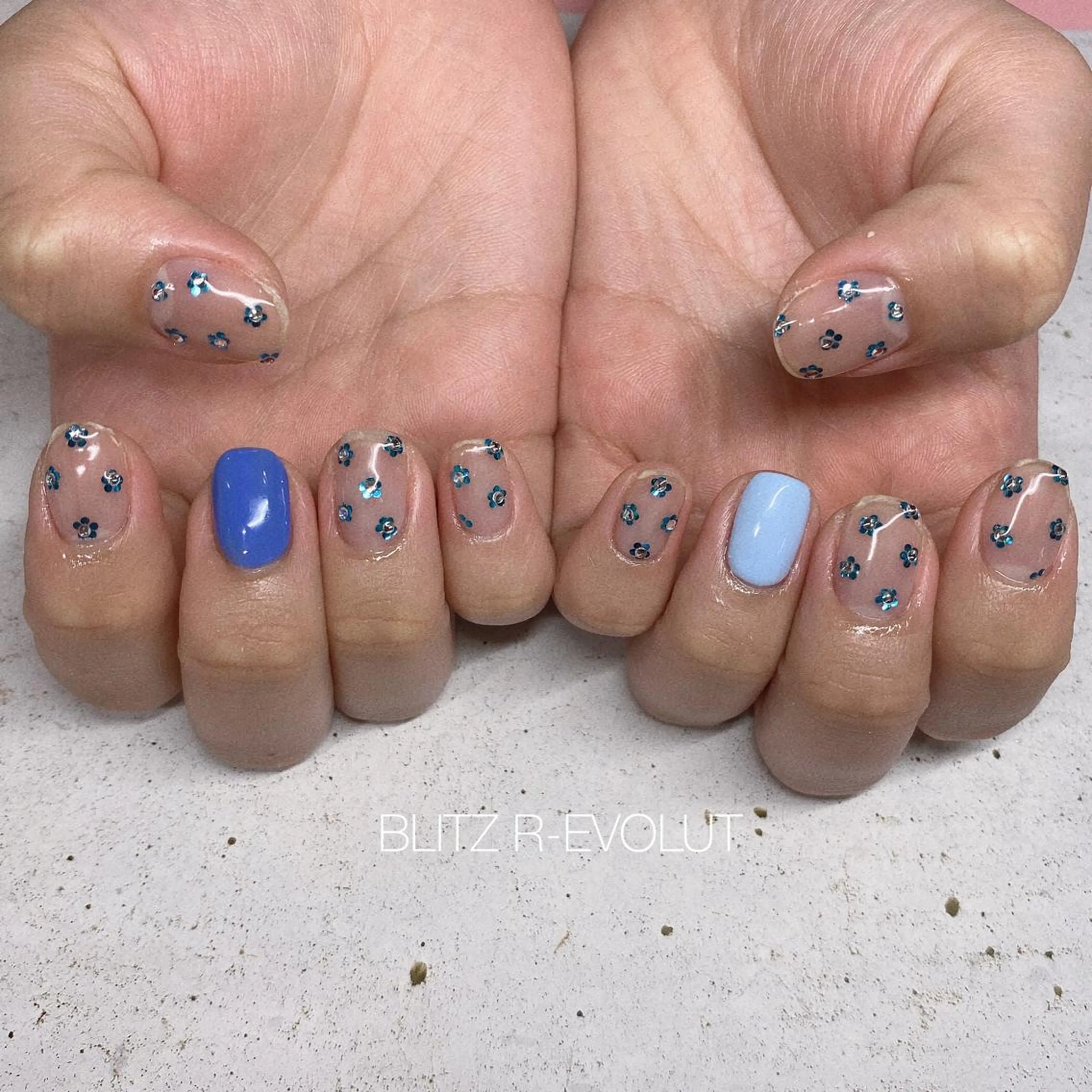 ネイル ハンドネイル ☁️BLITZ 🎀笠原雪音🎀のネイルデザイン