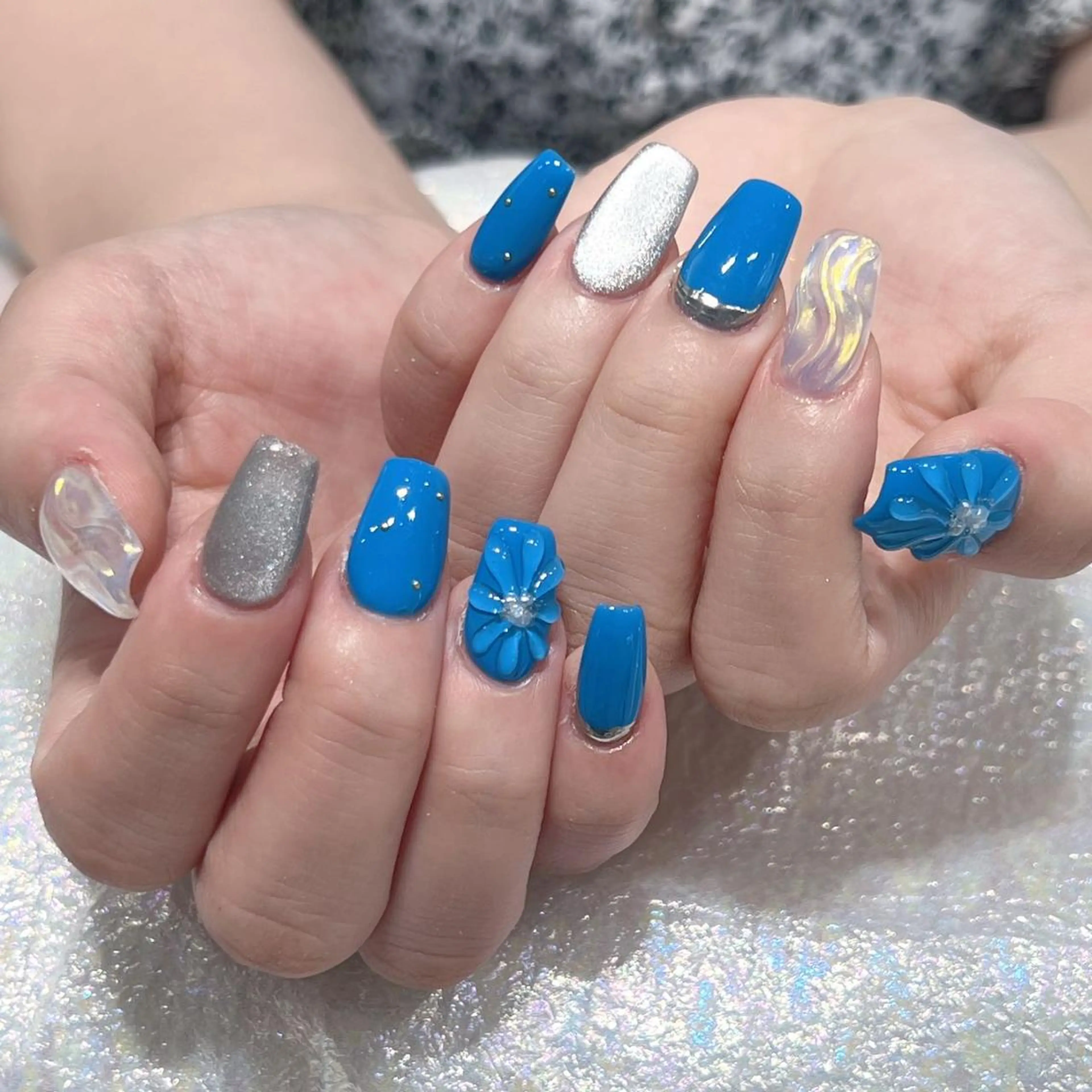 ネイル アートネイル 長さ出し ネイルチップ Queens PUPUのネイルデザイン