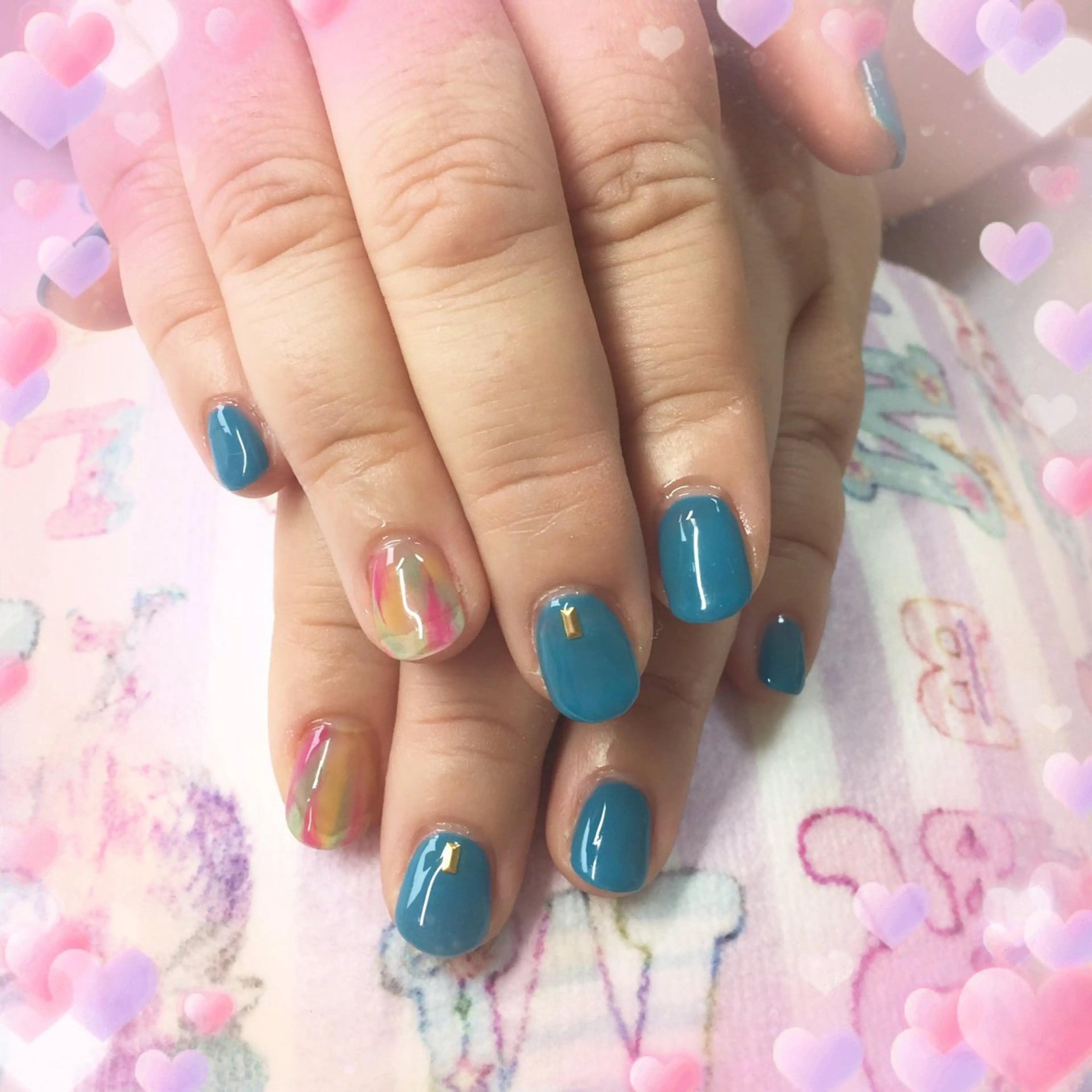 ネイル MIKA／耳ツボ ／マグネットネイルのネイルデザイン