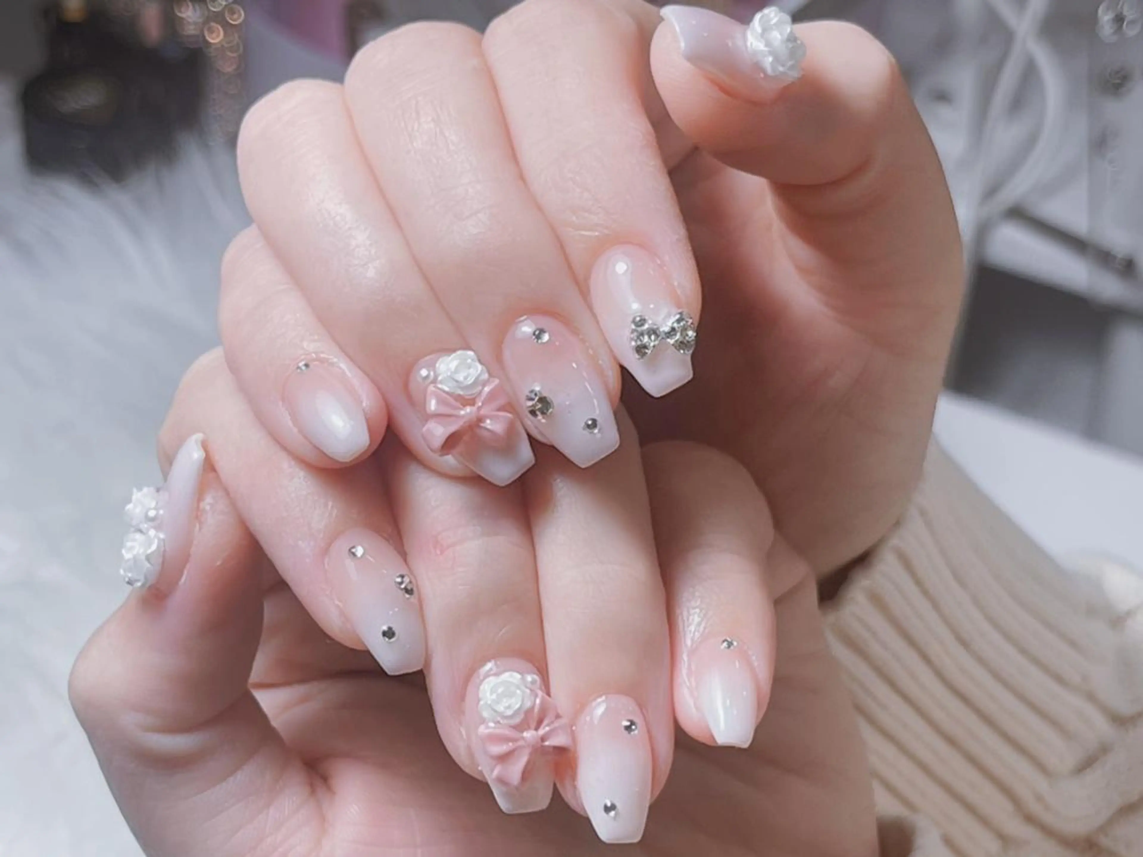 ネイル ボルドー チークネイル 長さ出し フレンチネイル ジェルネイル ハンドネイル Mio💖Belle Nail Salonのネイルデザイン