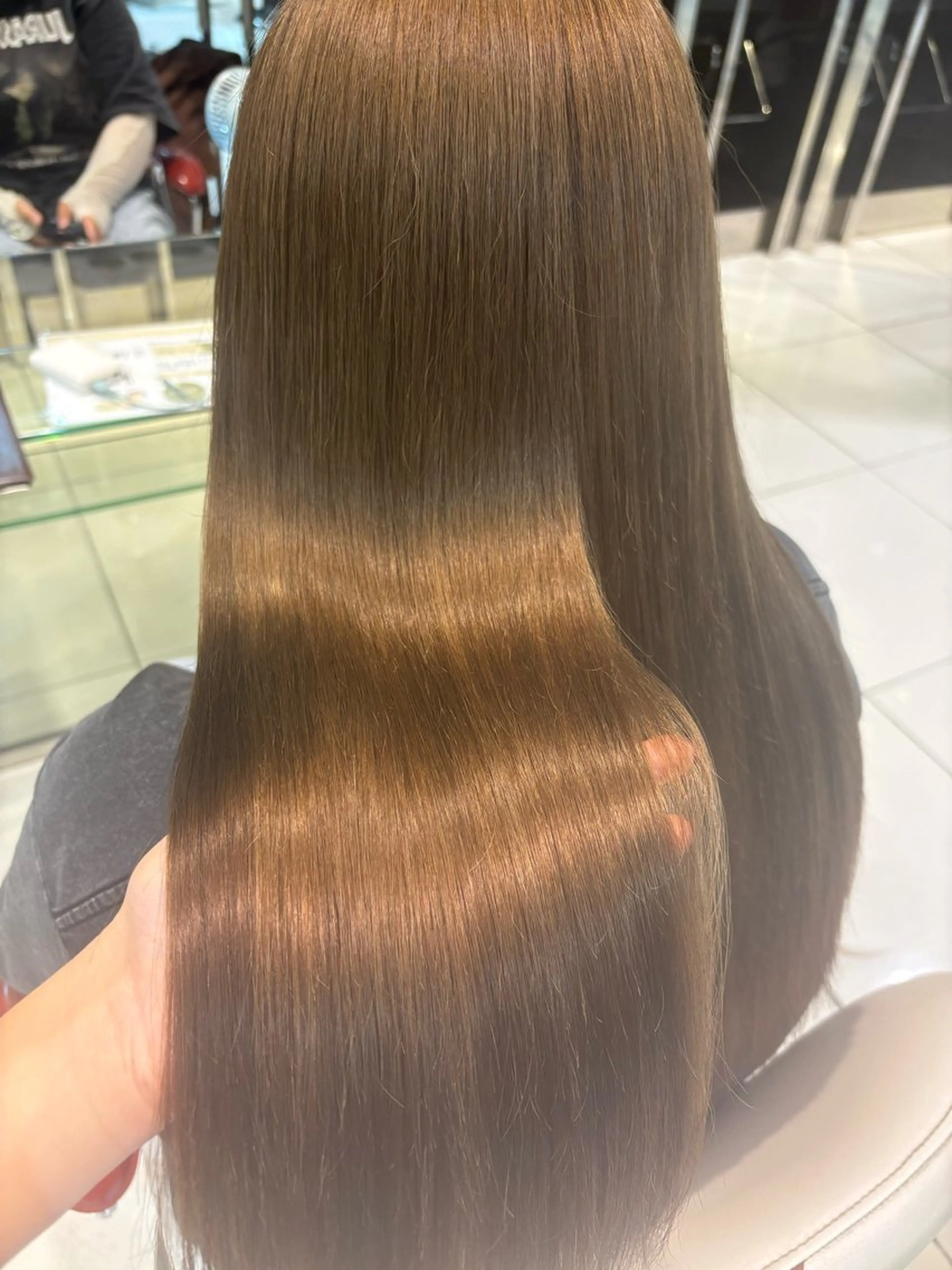 カラー ヘアカラー トリートメント HAIR＆MAKE EARTH四日市店所属・松葉 小春のヘアスタイル