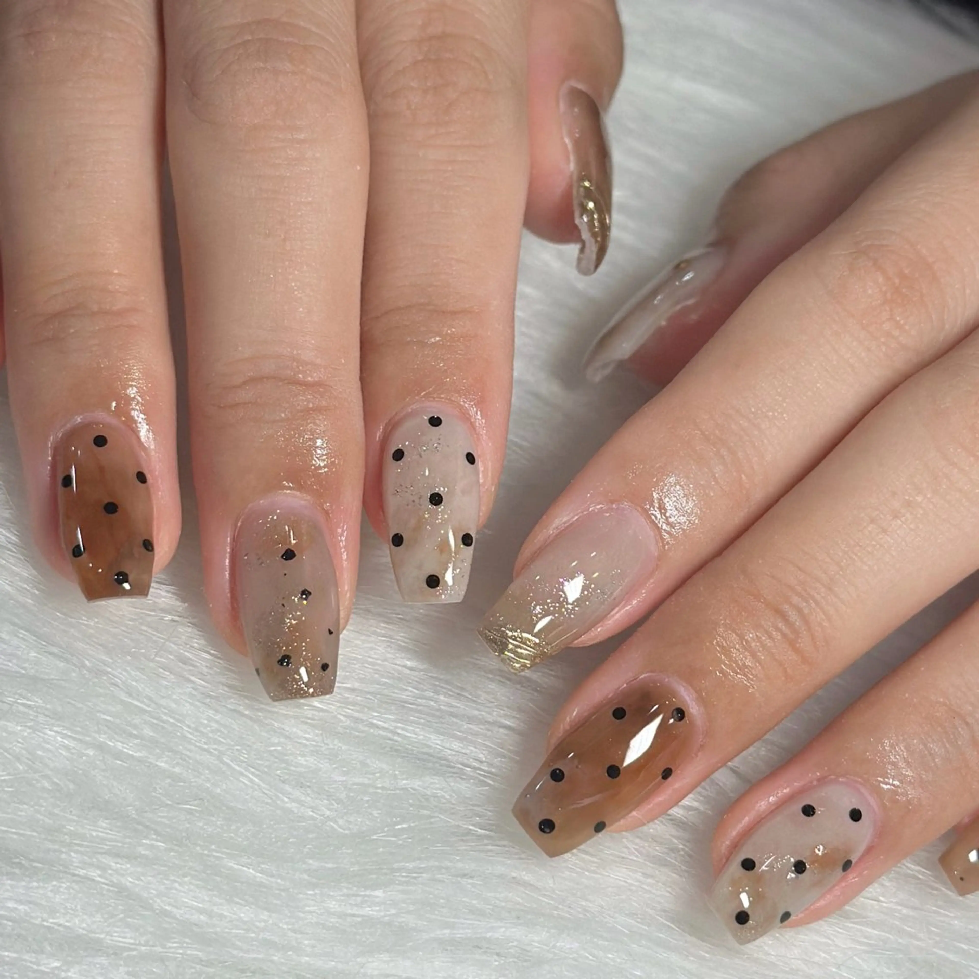 ネイル ハンドネイル フットネイル LAVISH nanamiのネイルデザイン