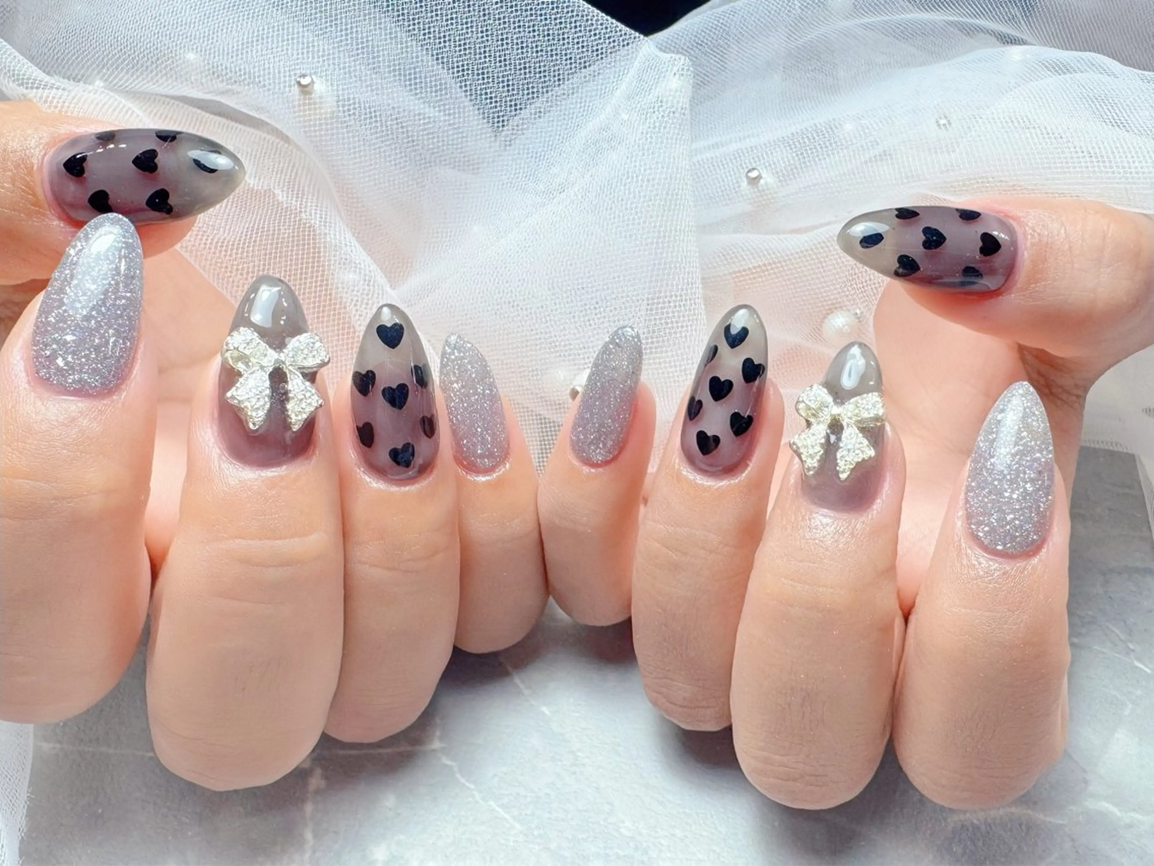 ネイル ハンドネイル マジック ミラーのネイルデザイン