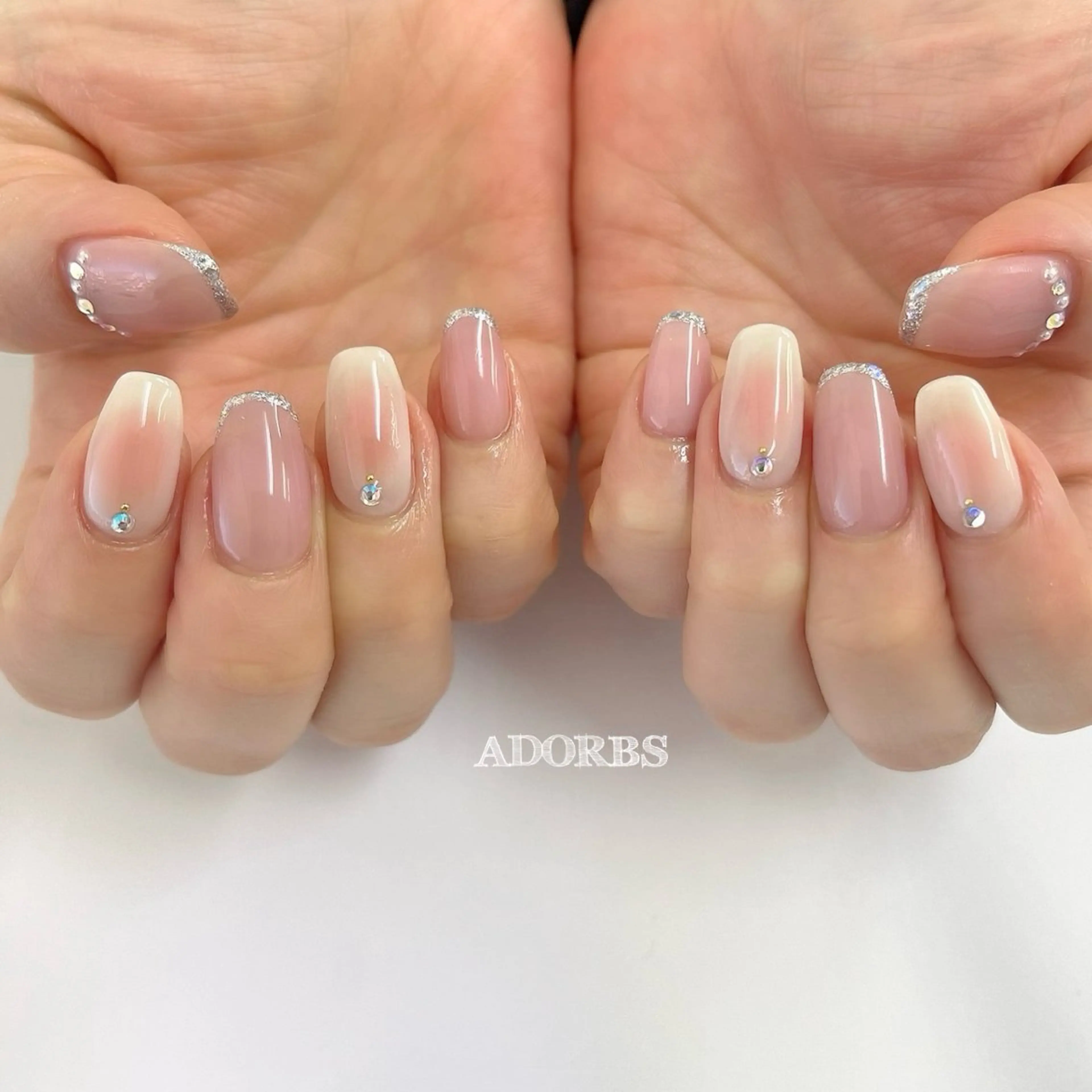 ネイル ハンドネイル ADORBS ✩上福岡のネイルデザイン