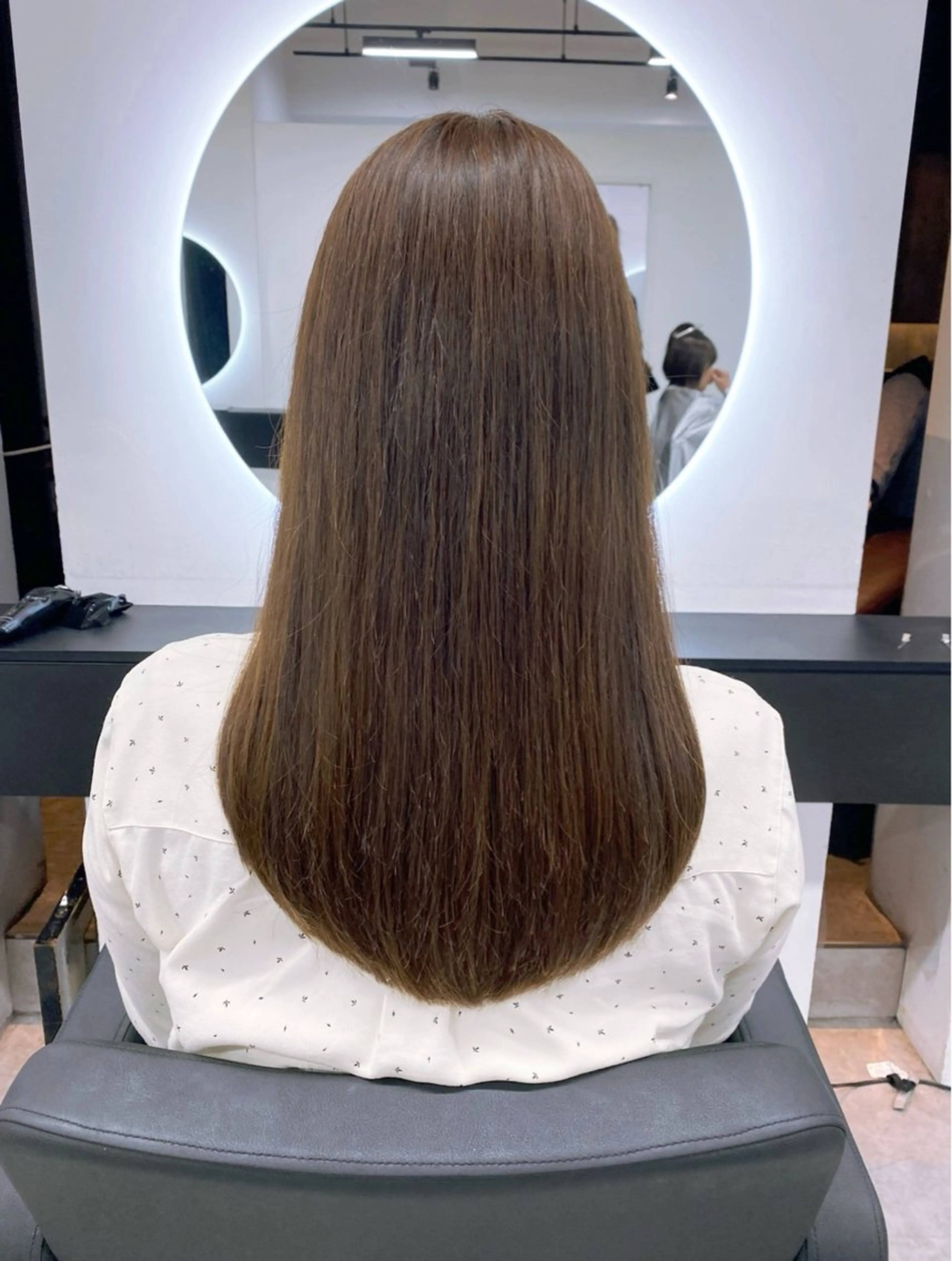 ロング 友田 千栄のヘアスタイル