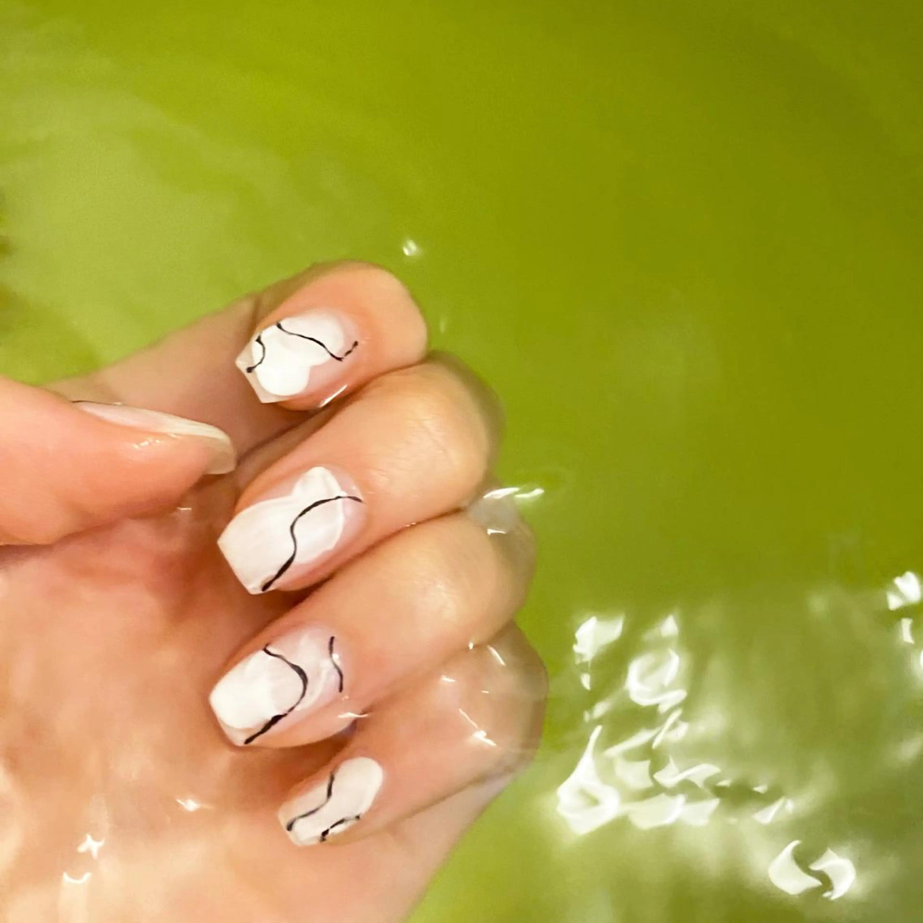 ネイル Laki nailのネイルデザイン