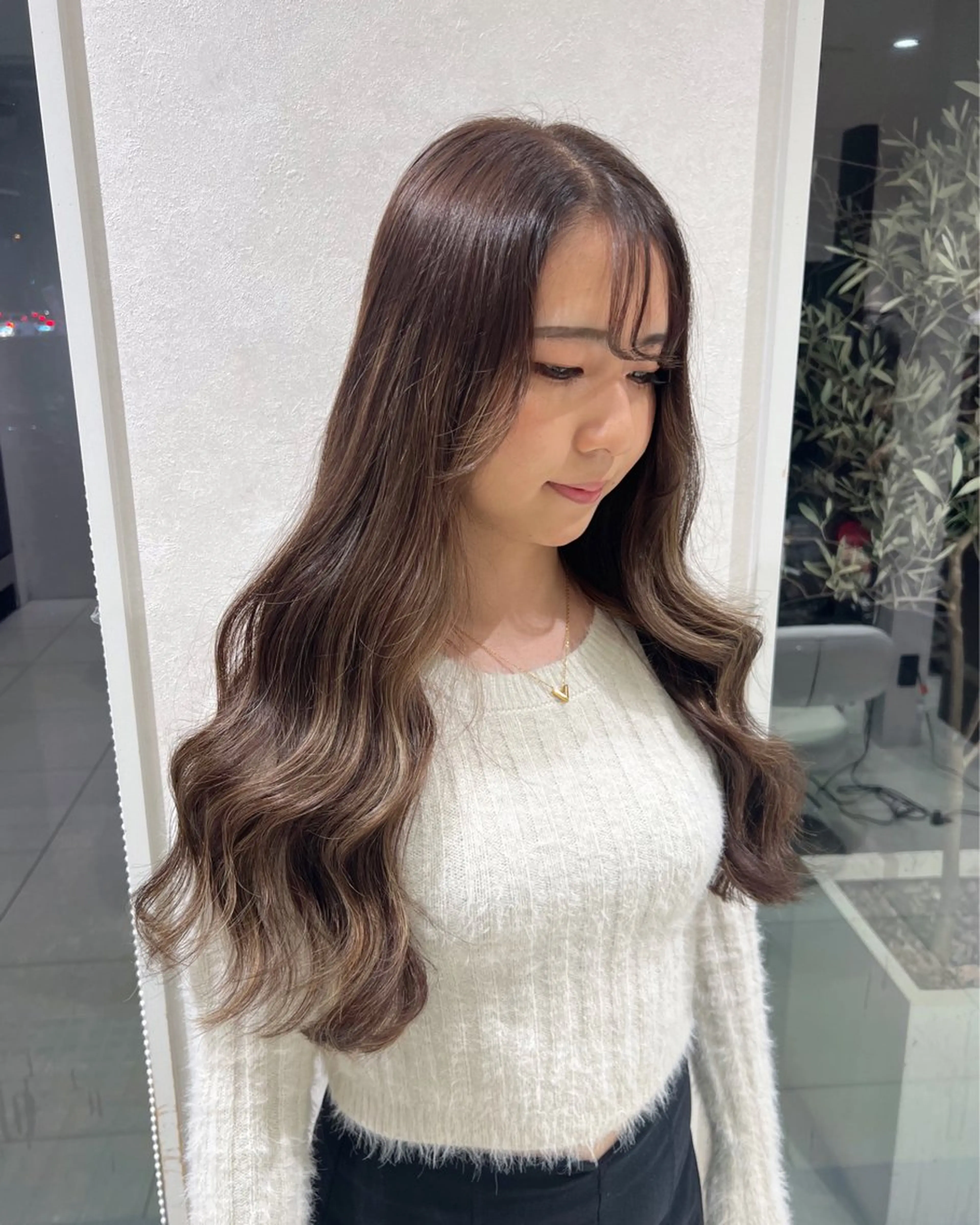 🦋ハイライトカラー(ケアブリーチ込)＋コーティングトリートメント🦋の写真