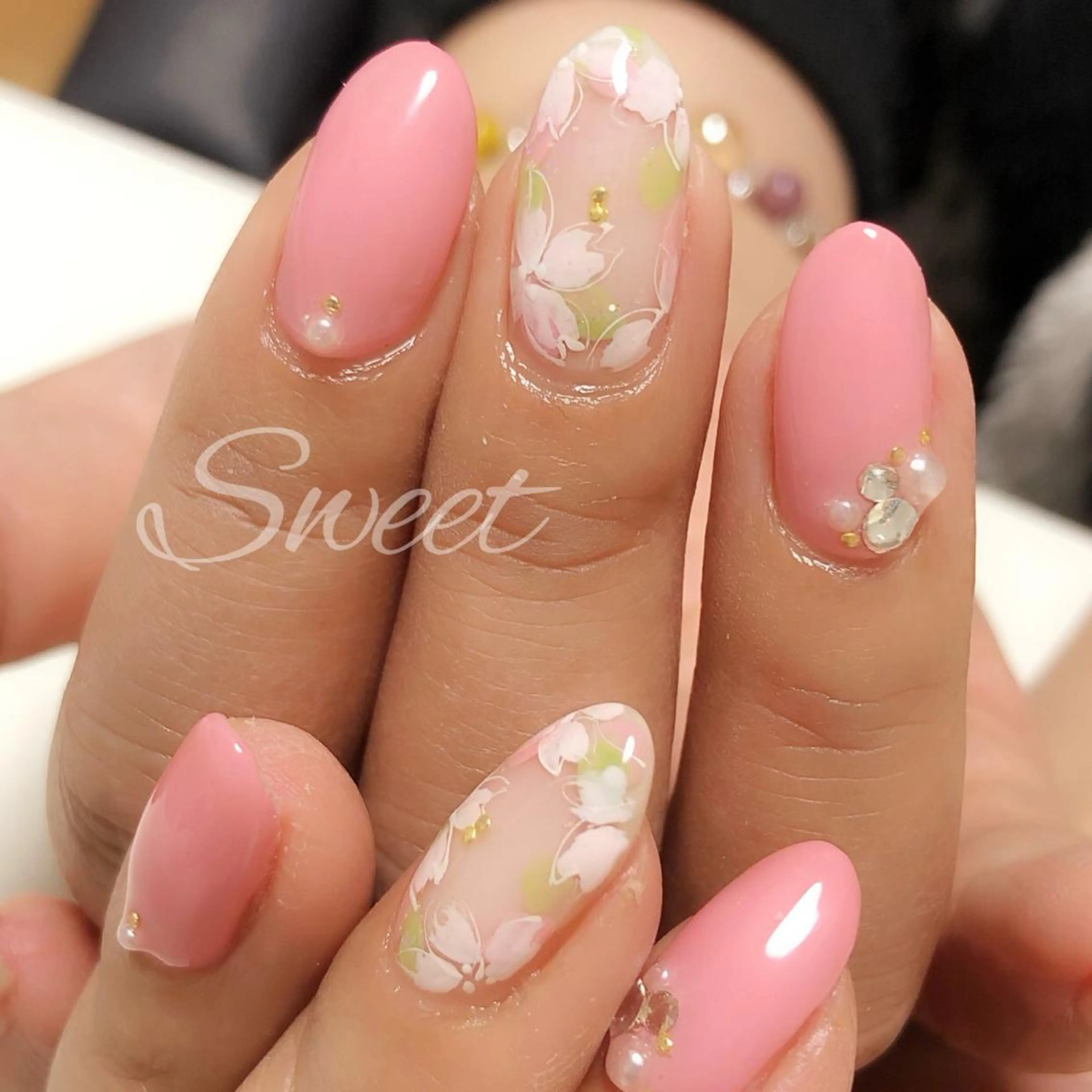 ネイル sweet 仲野陽子のネイルデザイン