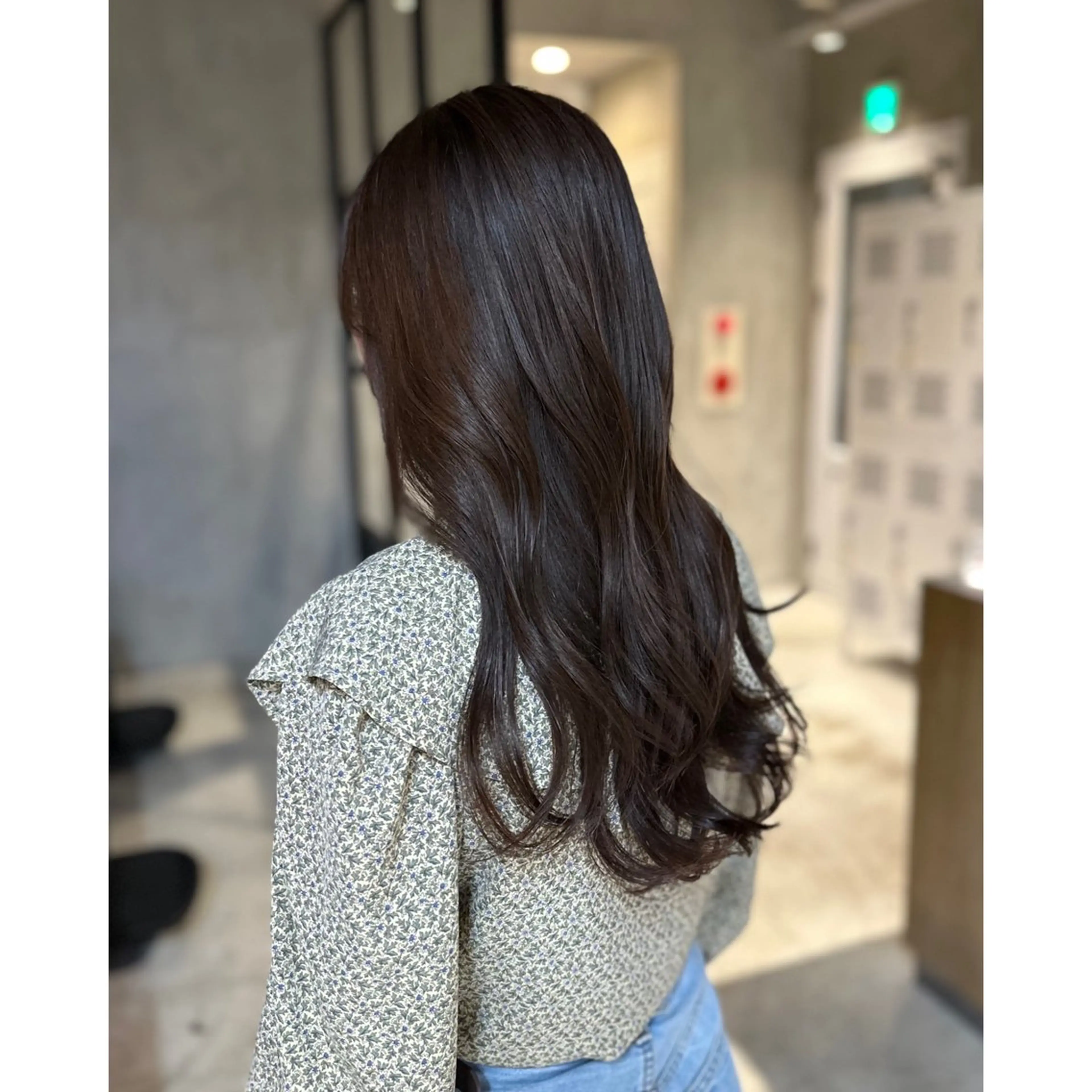 ミディアム カラー elimabyfif th調布🌙キホ🌙のヘアスタイル