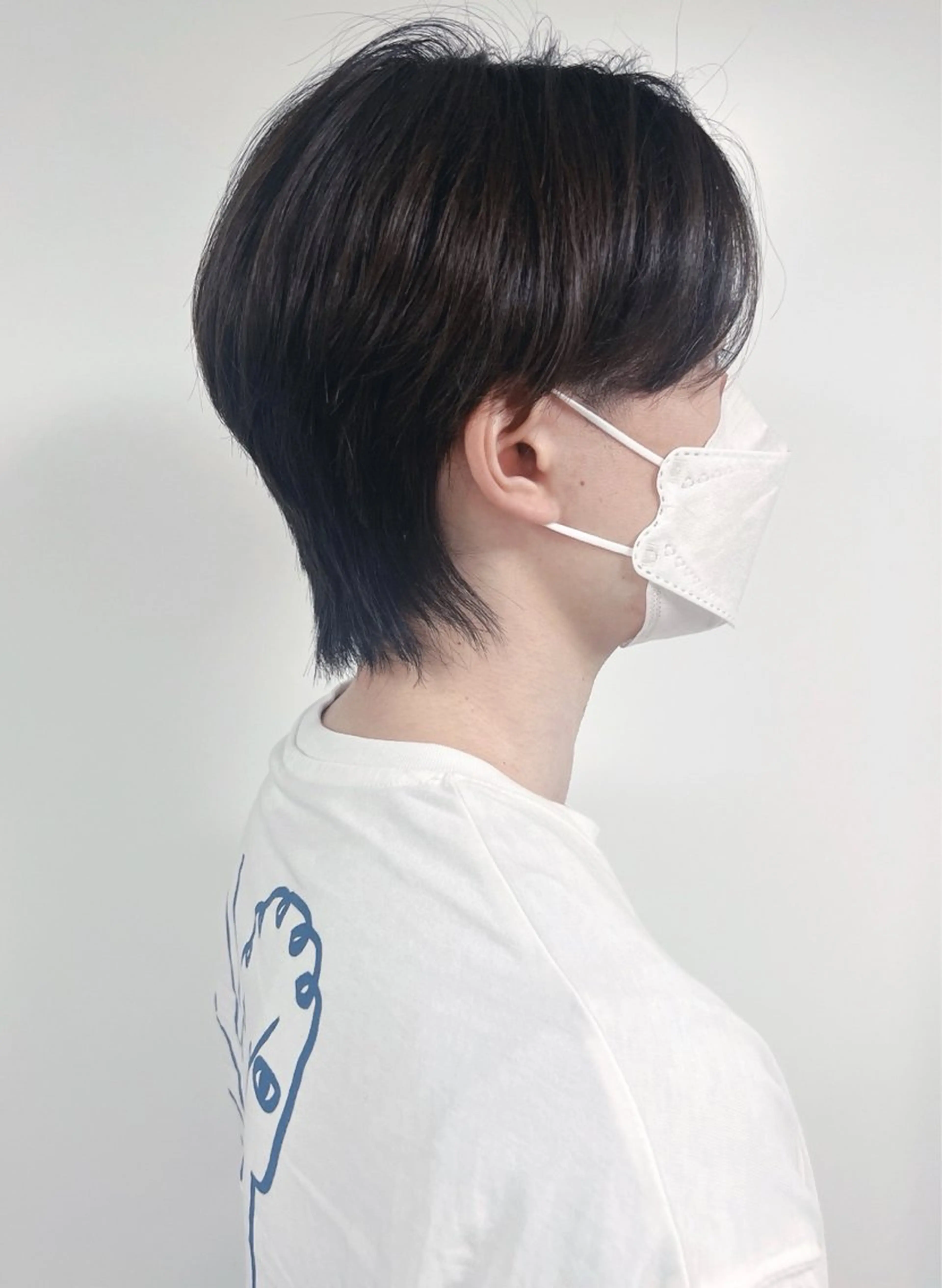 ミディアム ウルフカット 松岡彩華 ボブ /グレージュのヘアスタイル