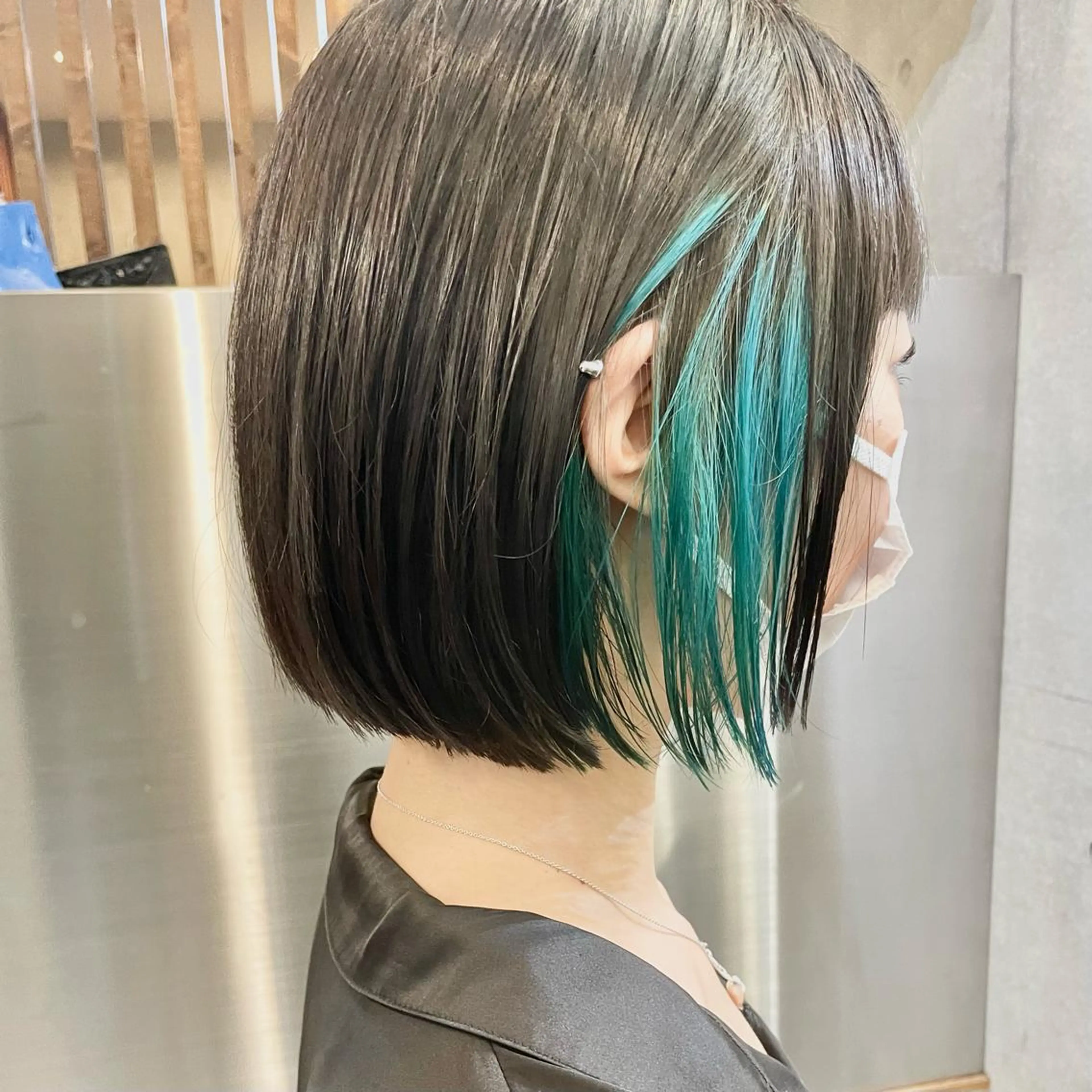 ショート カラー 切りっぱなしボブ ショートボブ ハンサムショート アディクシーカラー ブルーカラー カット ヘアカラー トリートメント ショートボブ髪質改善 縮毛矯正のプロ山道潤のヘアスタイル