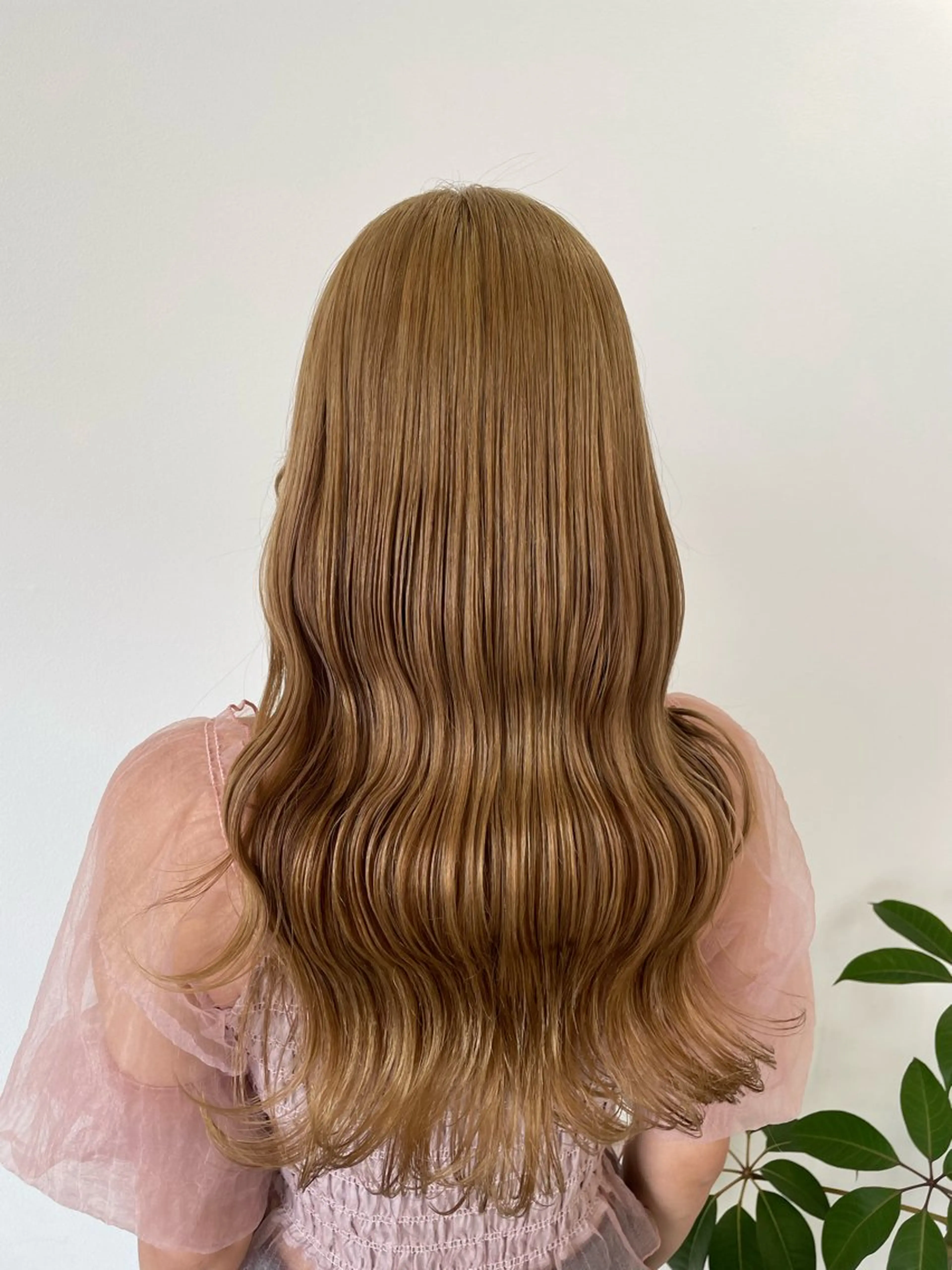 ロング カラー ブリーチ・縮毛矯正 三島佳音のヘアスタイル