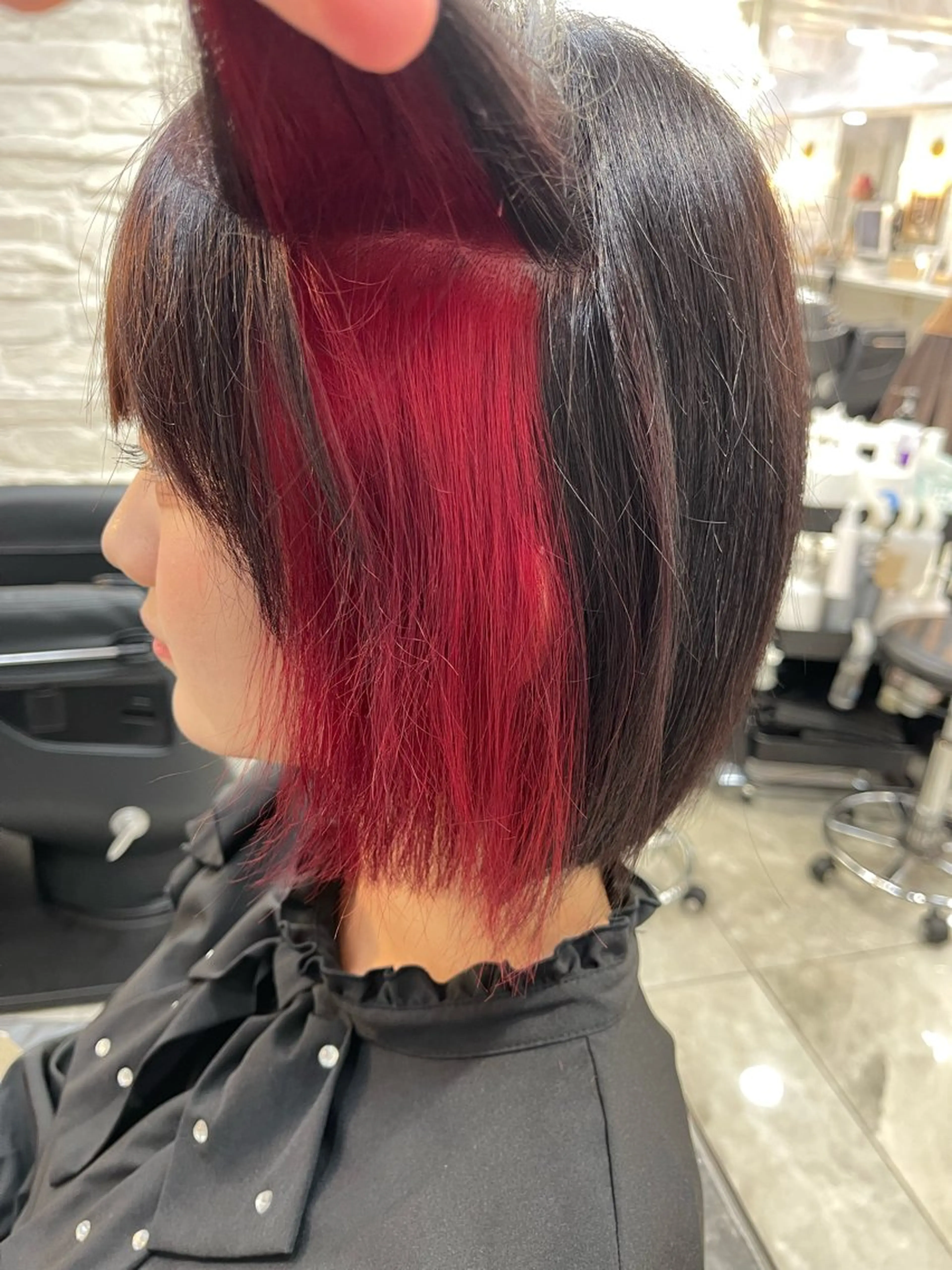 ミディアム 西野 蓮のヘアスタイル