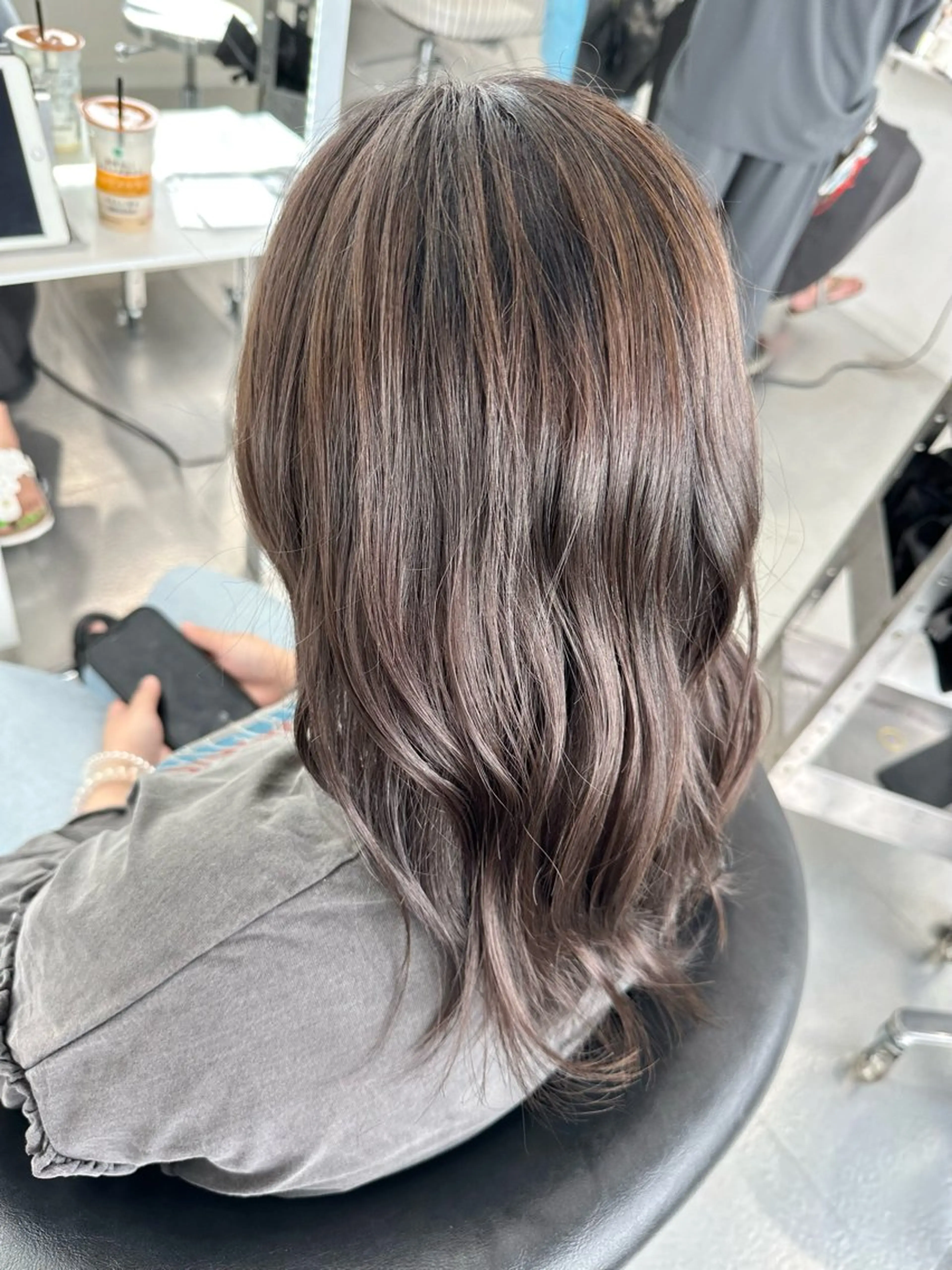 ロング ならざきつぐみ /天王寺/ハイトーンのヘアスタイル