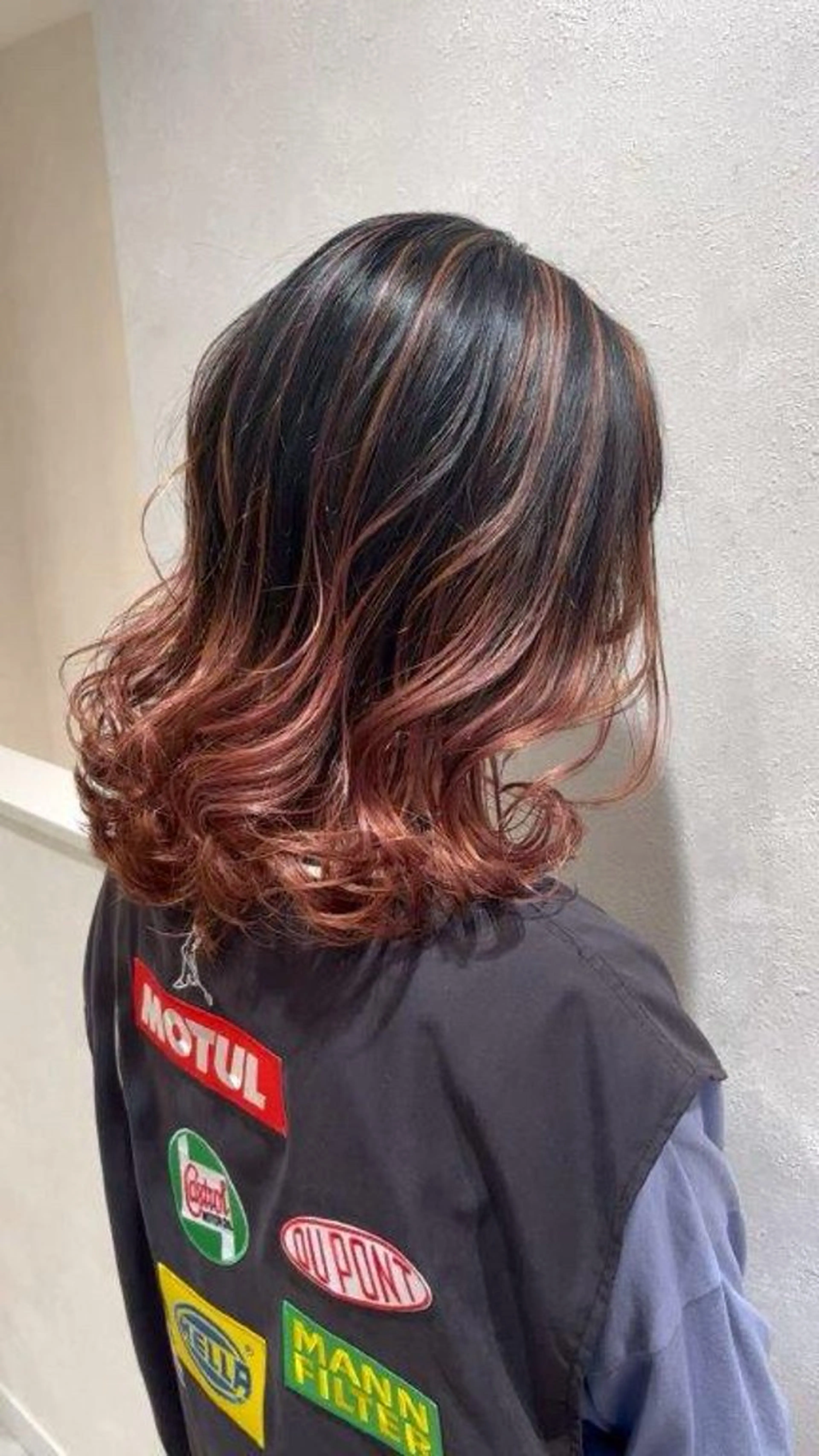 カラー 古田 陽菜のヘアスタイル
