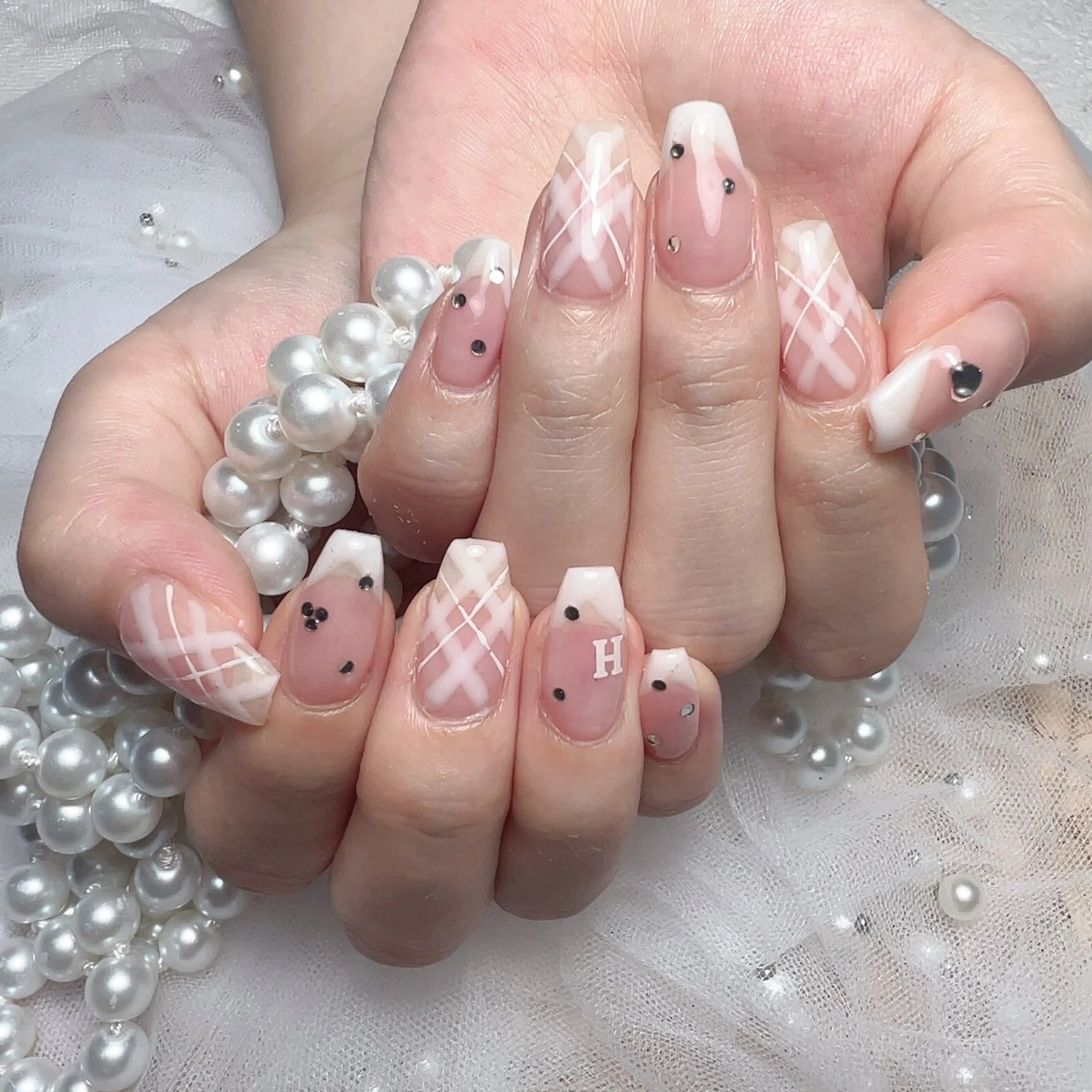 ネイル Maggie Nail🦩のネイルデザイン