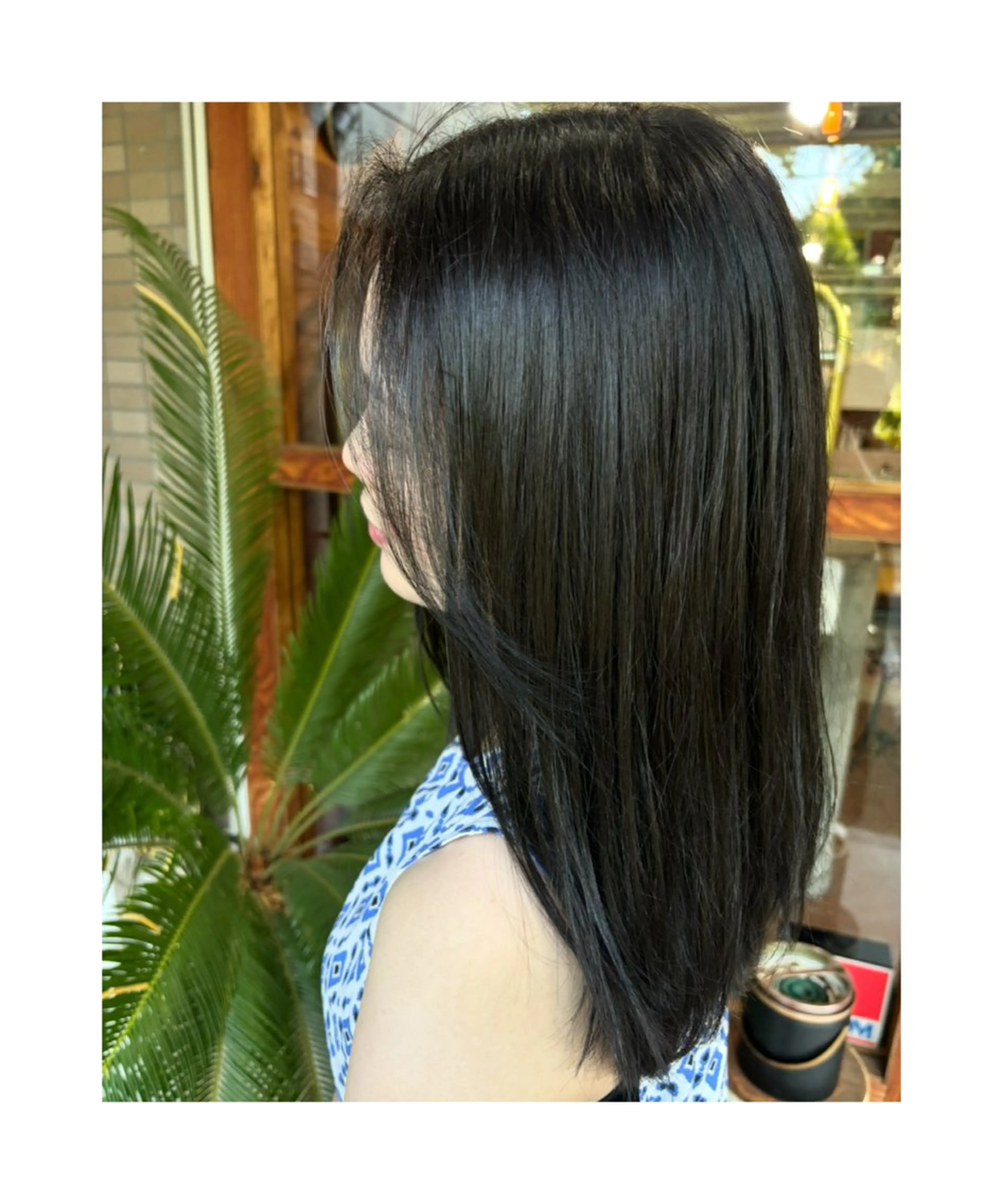 セミロング カラー 透明感カラー オリーブカラー ヘアカラー ｱｲﾌﾞﾛｳ.ﾍｱ LUNAの眉毛・アイブロウイメージ