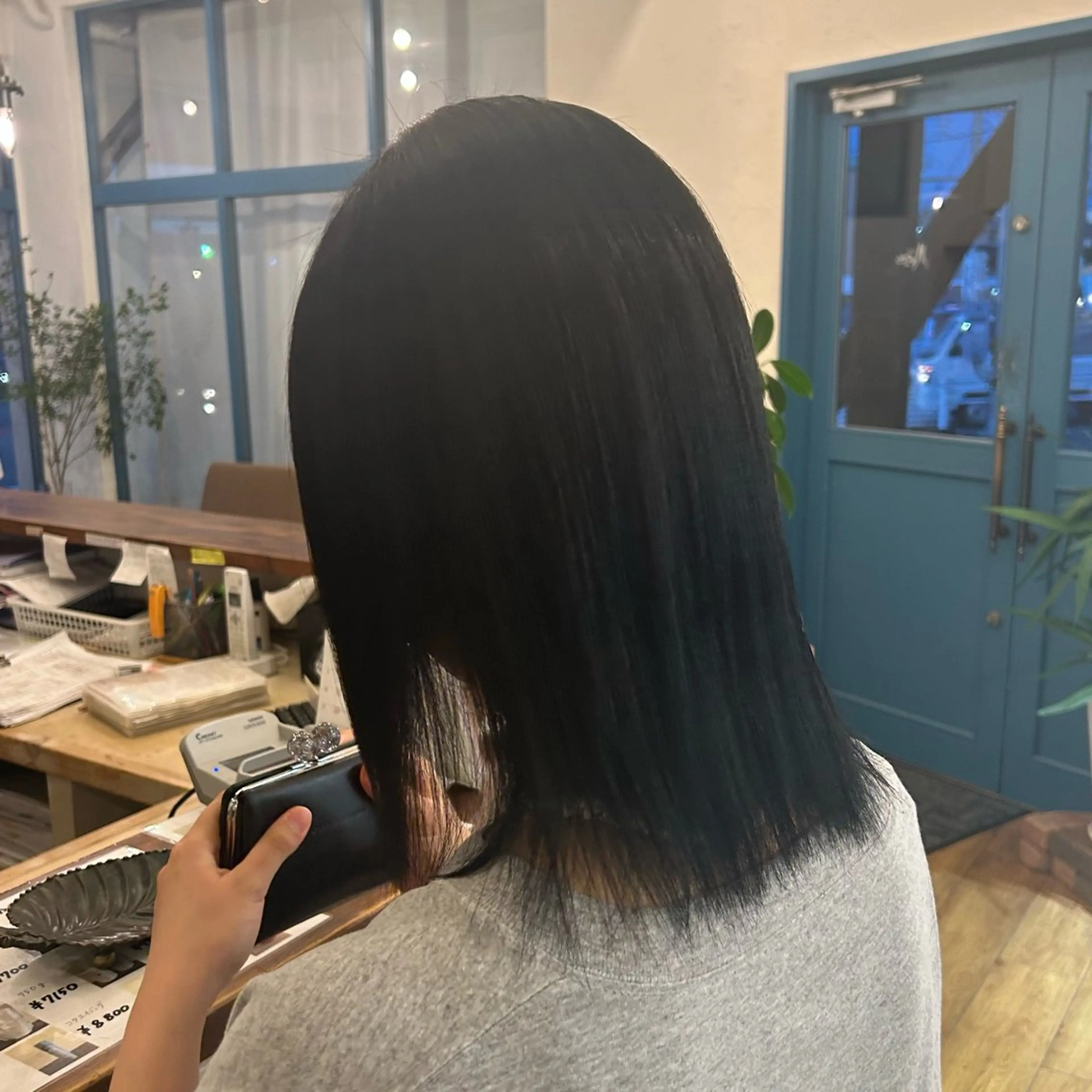 ミディアム カラー 水谷 優華のヘアスタイル