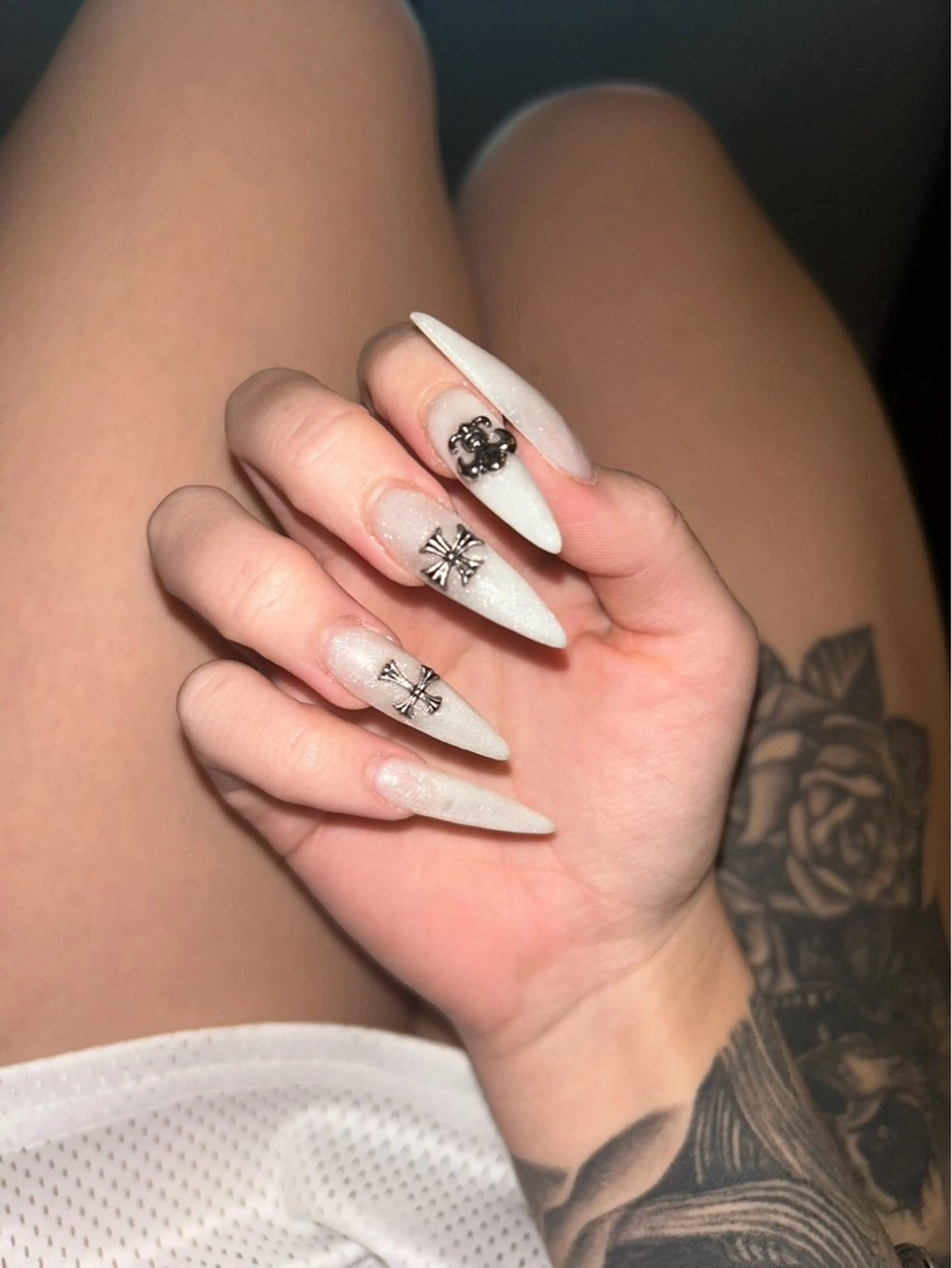 ネイル ハンドネイル nail.salon .Reversalのネイルデザイン