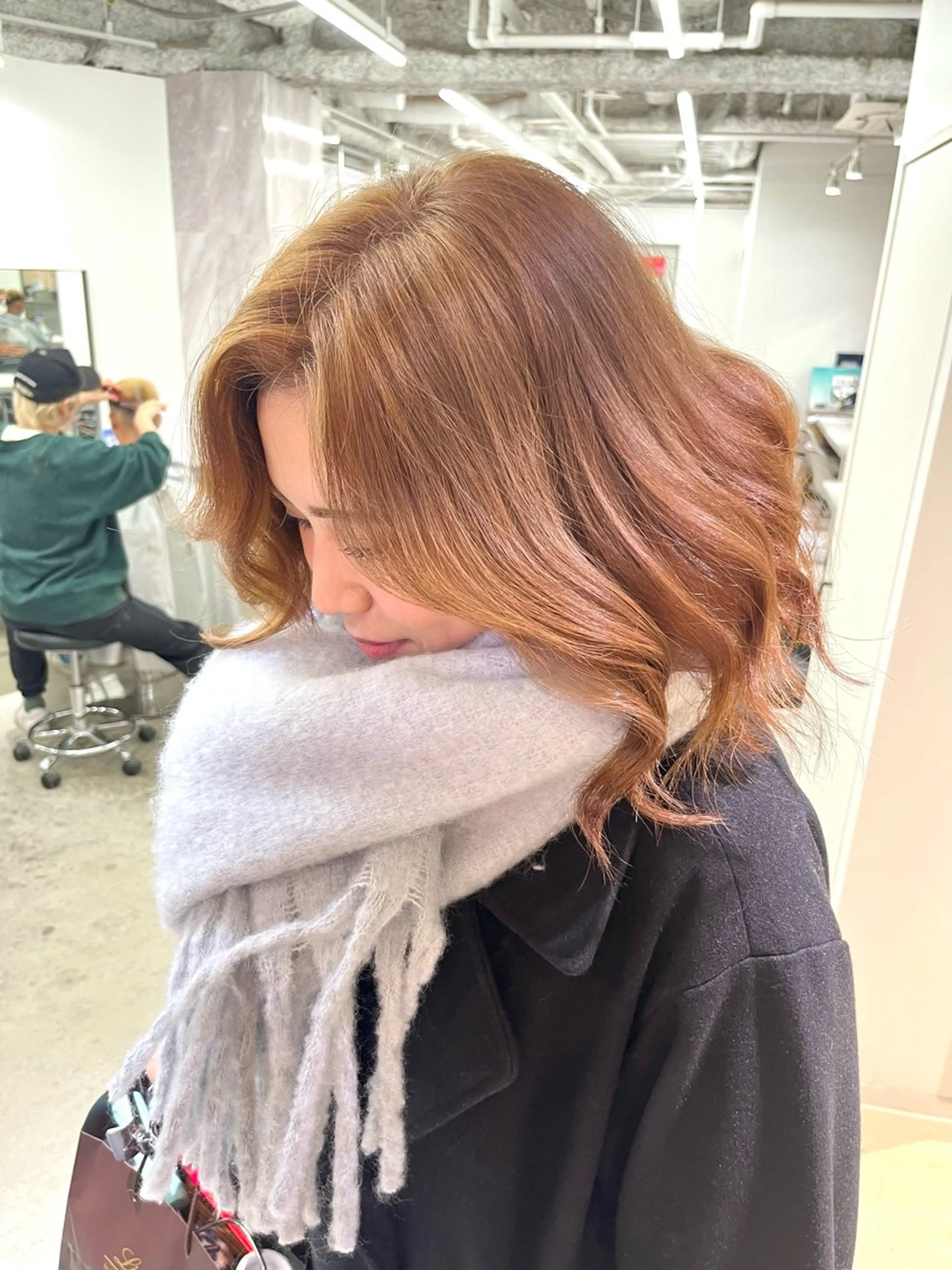 セミロング カラー ヘアカラー トリートメント 💎夏葵 ハイライト /デザイン指名No1のヘアスタイル