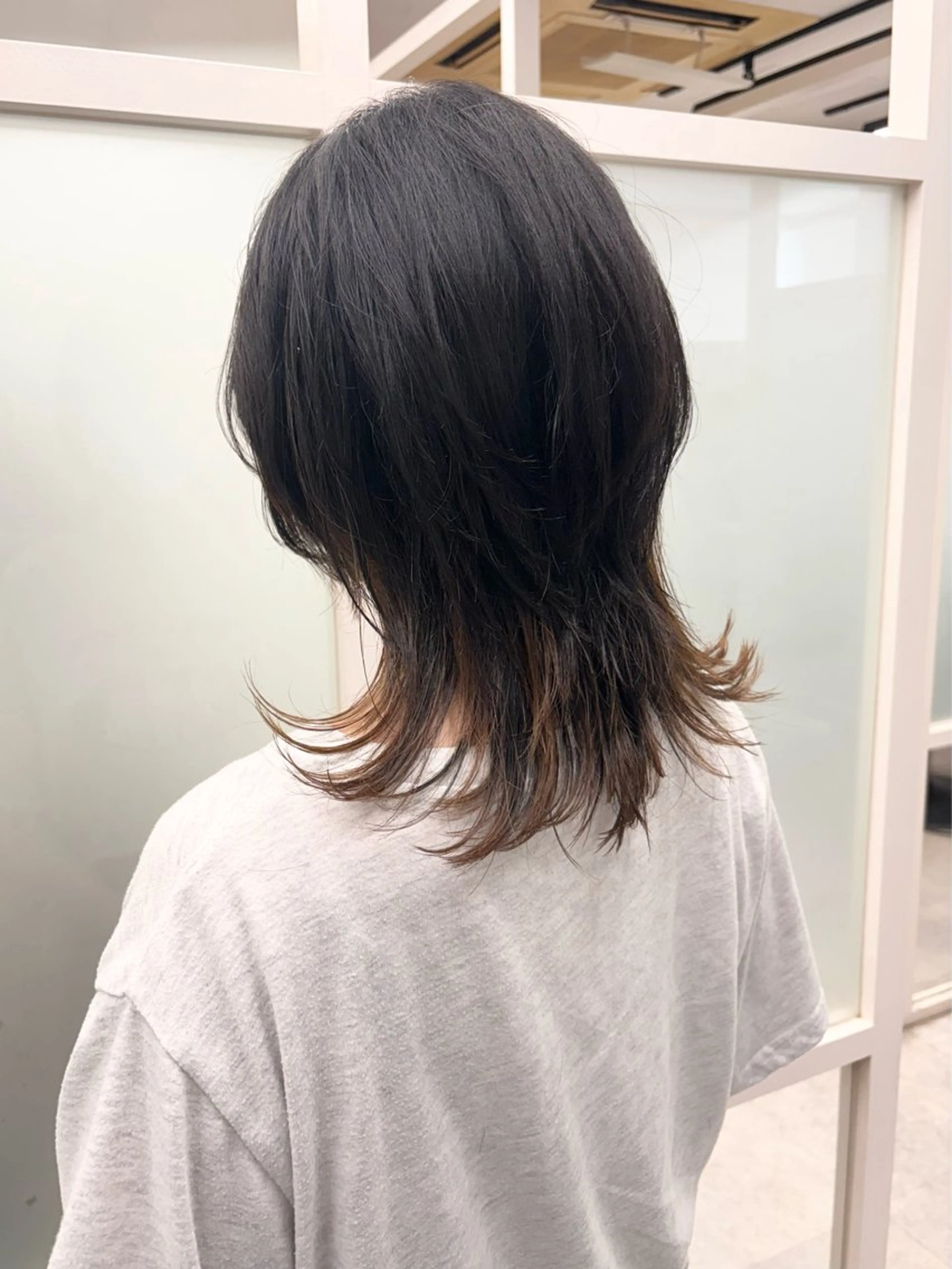ミディアム ウルフカット カット トリートメント ヘアアレンジ🪽🎀 艶カラー/天王寺のヘアスタイル